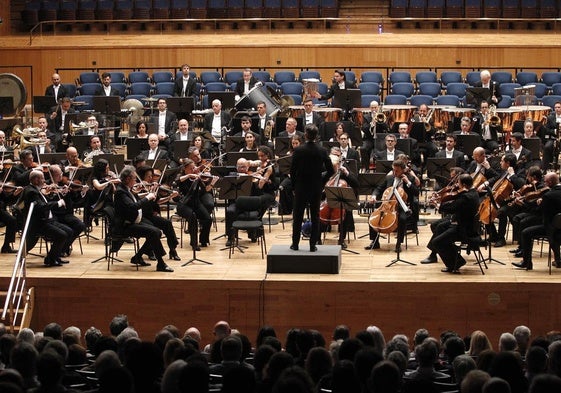 La Orquesta Sinfónica del Principado de Asturias (OSPA), durante una actuación.