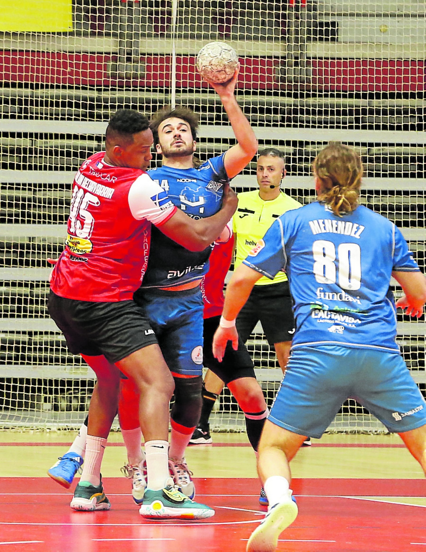 Partido de la primera vuelta del Horizonte en Gijón.