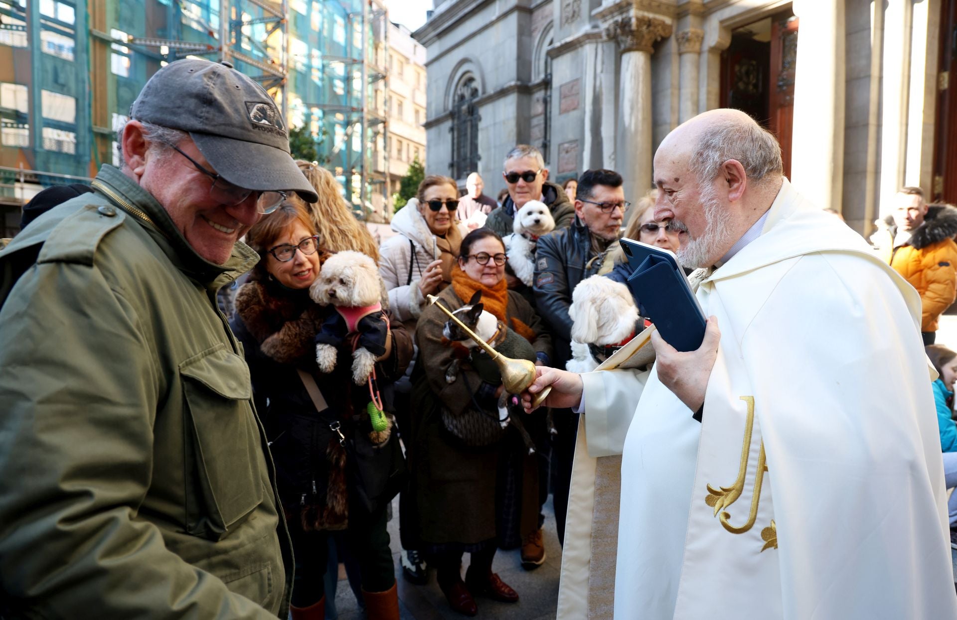 Oviedo bendice a sus mascotas por San Antón
