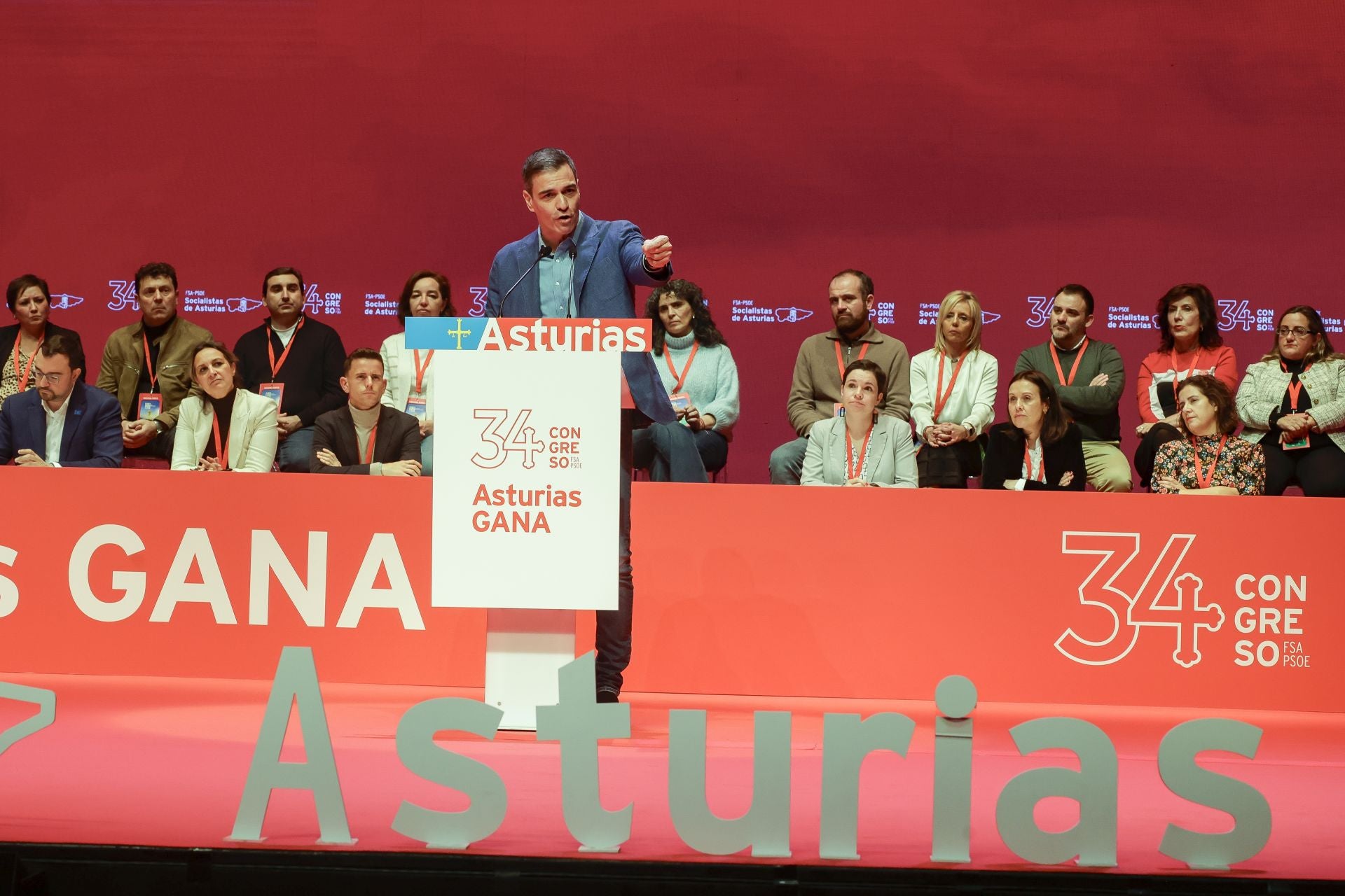 Pedro Sánchez y Adrián Barbón inauguran el congreso socialista en Avilés