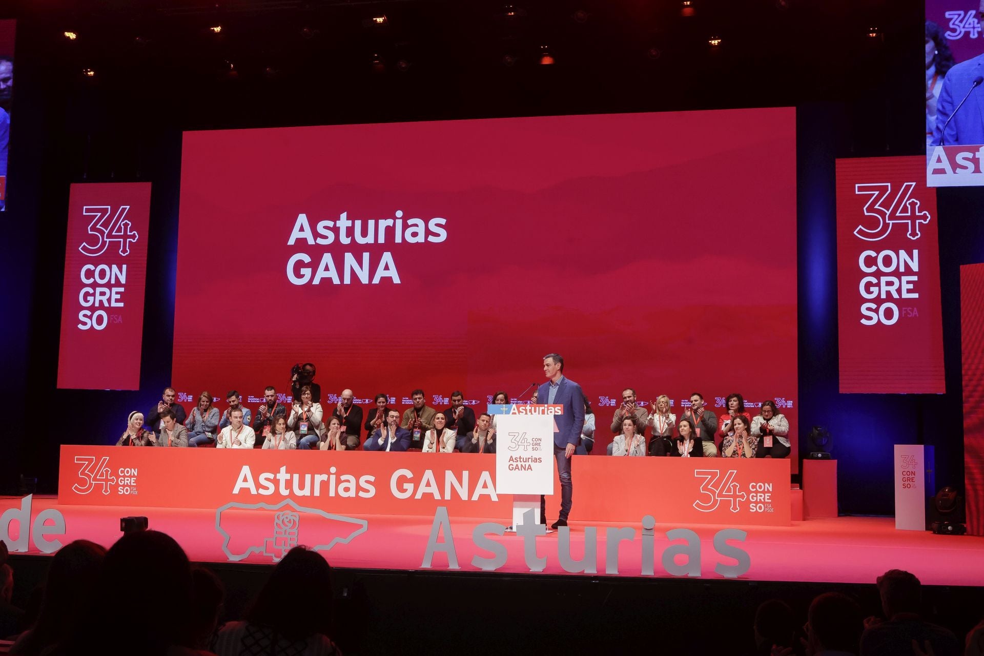 Pedro Sánchez y Adrián Barbón inauguran el congreso socialista en Avilés