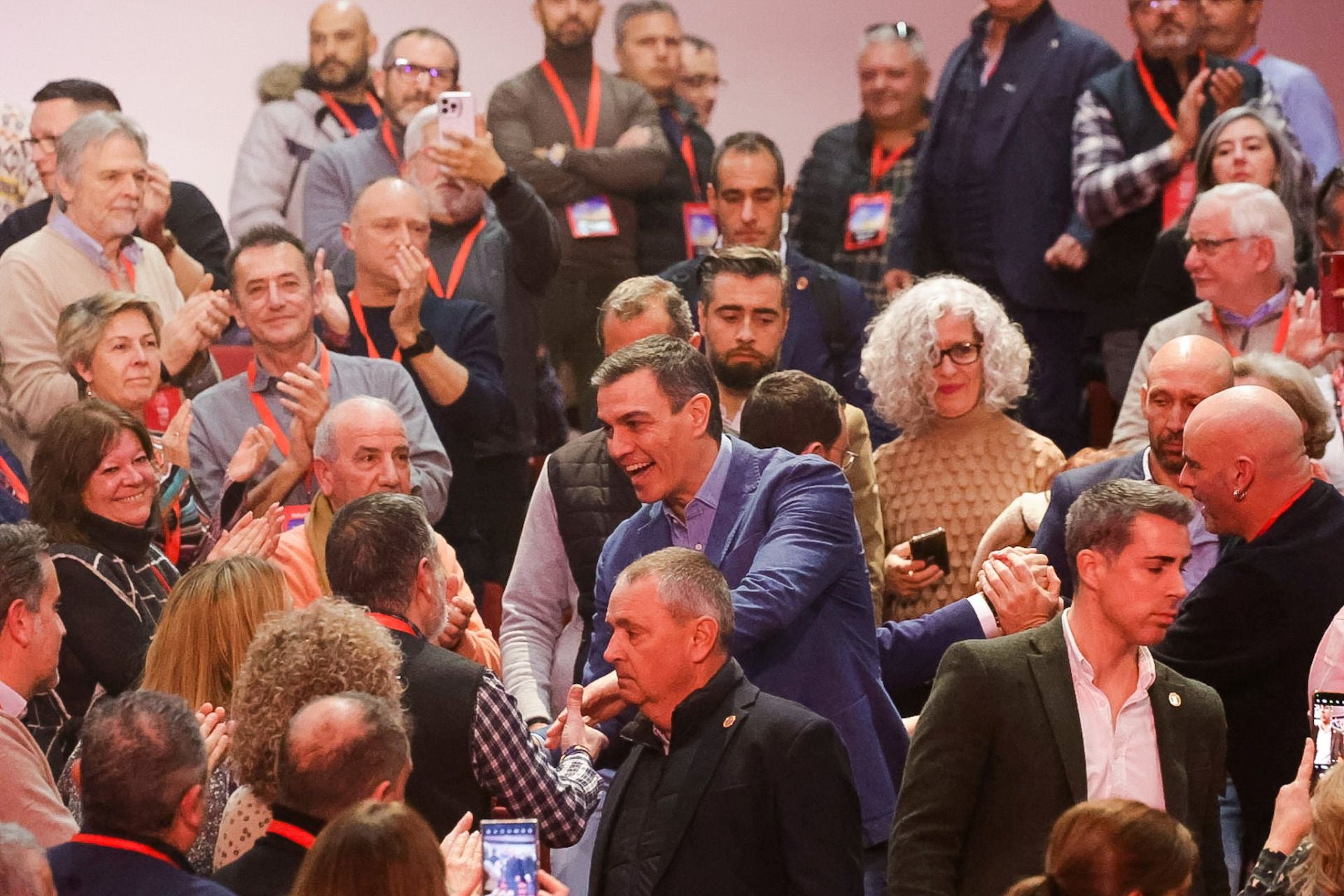 Pedro Sánchez y Adrián Barbón inauguran el congreso socialista en Avilés