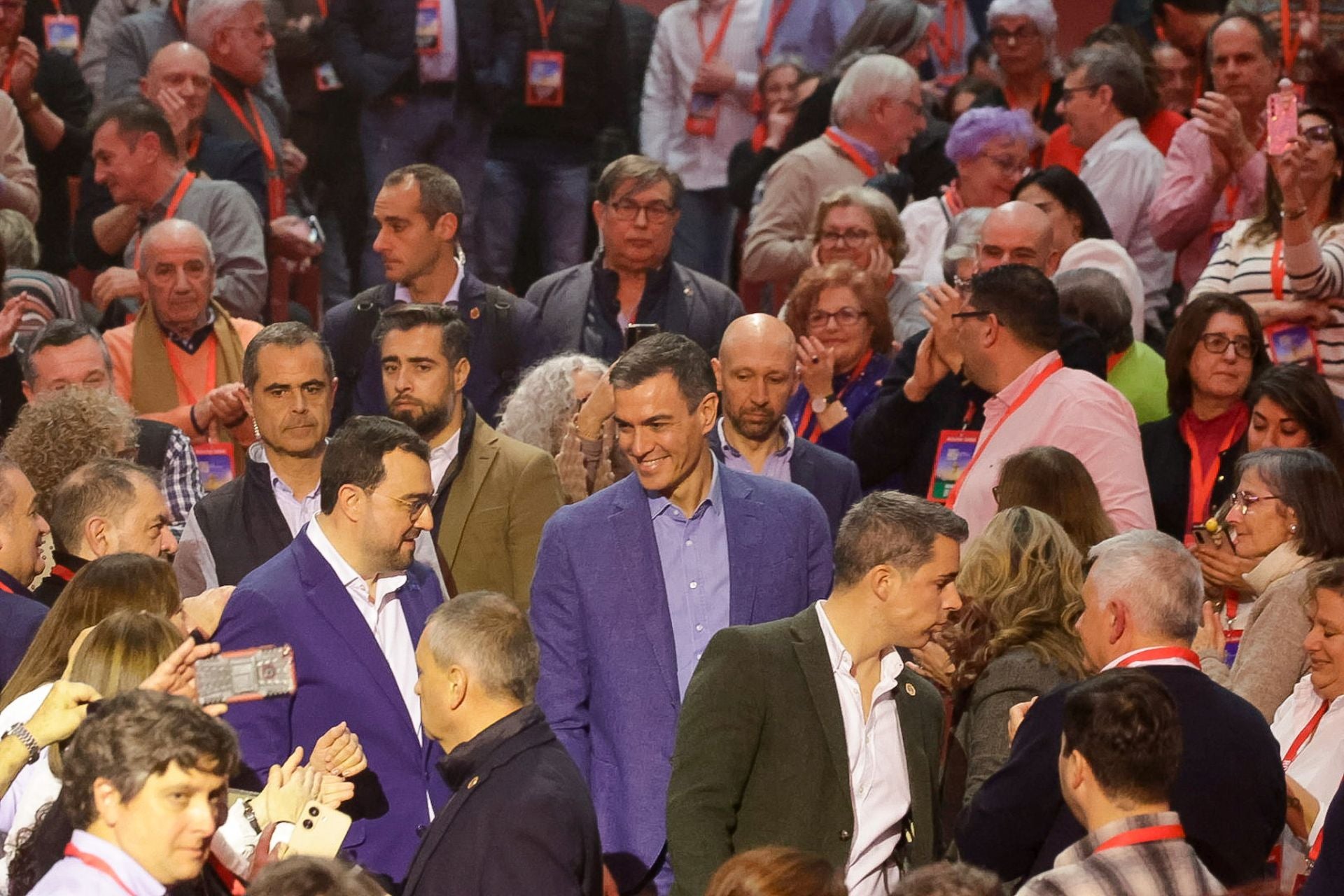 Pedro Sánchez y Adrián Barbón inauguran el congreso socialista en Avilés