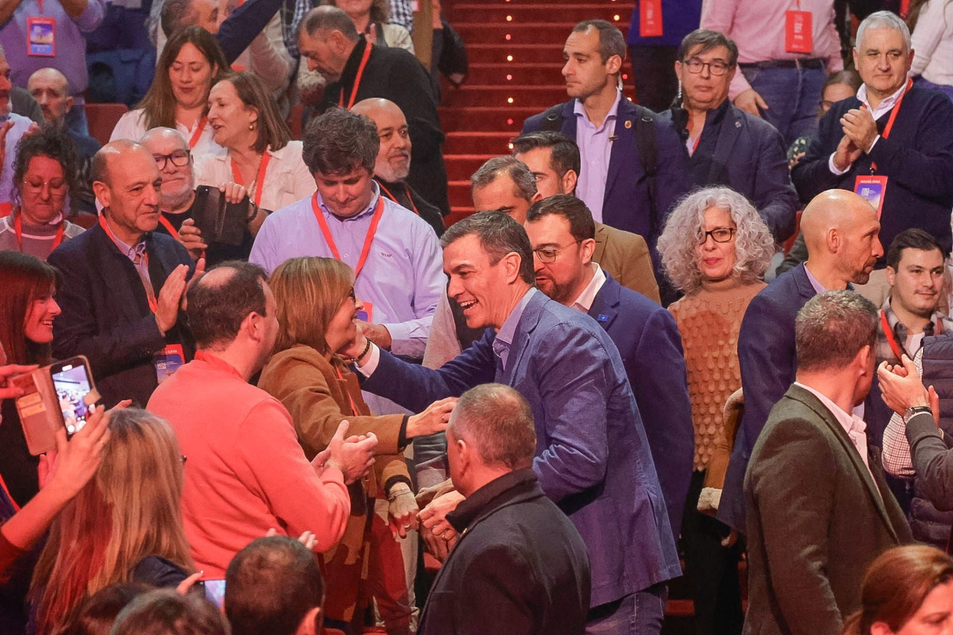 Pedro Sánchez y Adrián Barbón inauguran el congreso socialista en Avilés