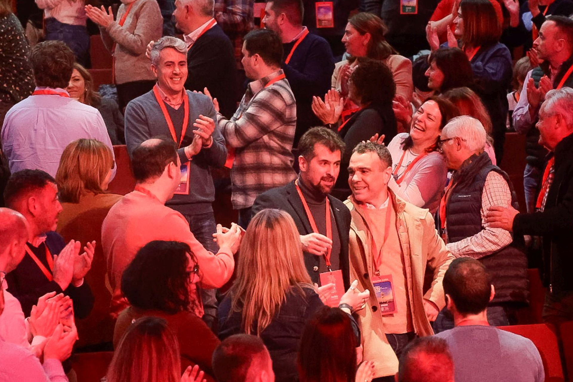 Pedro Sánchez y Adrián Barbón inauguran el congreso socialista en Avilés