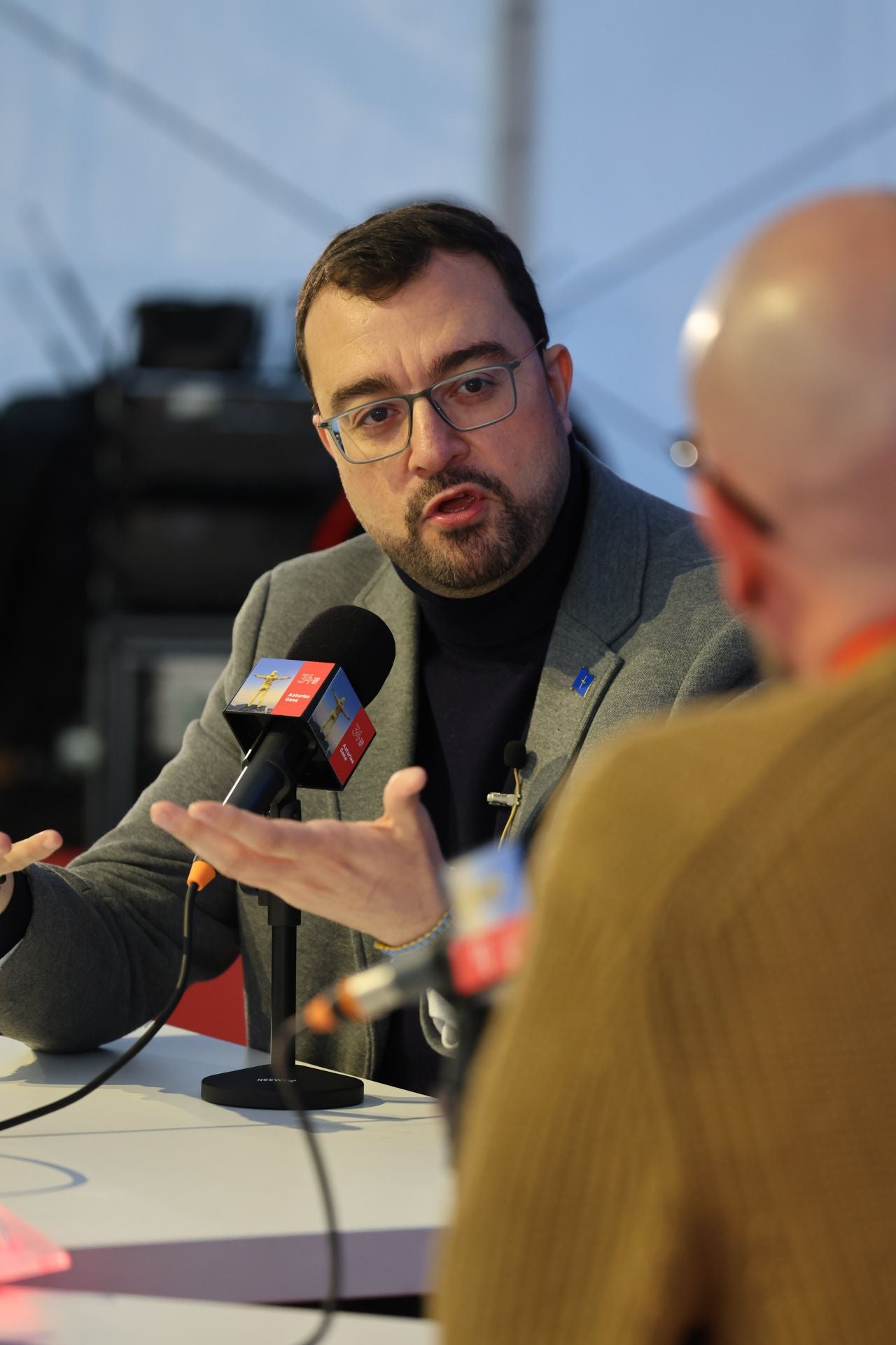 El Niemeyer de Avilés, abarrotado por el congreso socialista