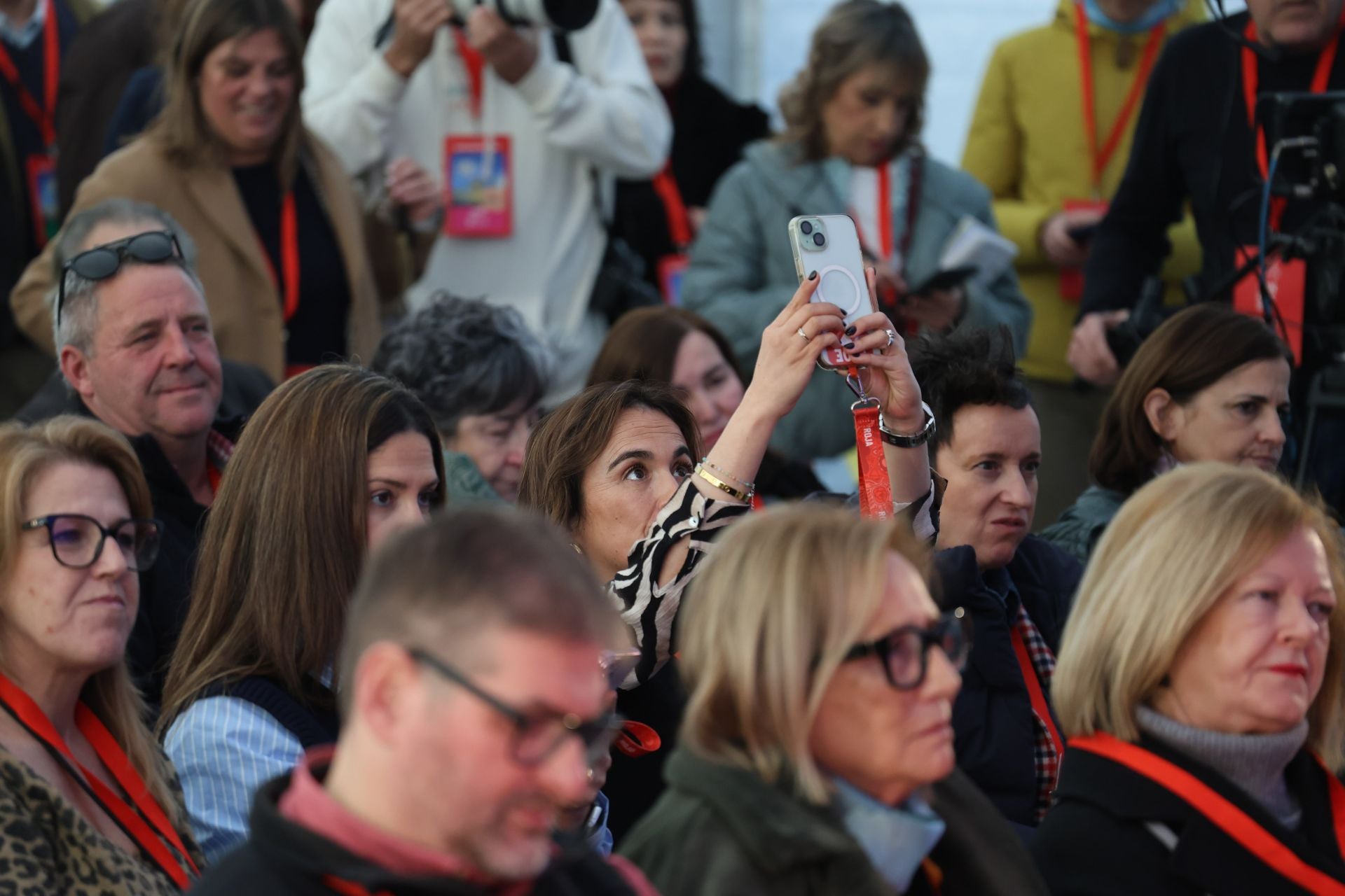 El Niemeyer de Avilés, abarrotado por el congreso socialista