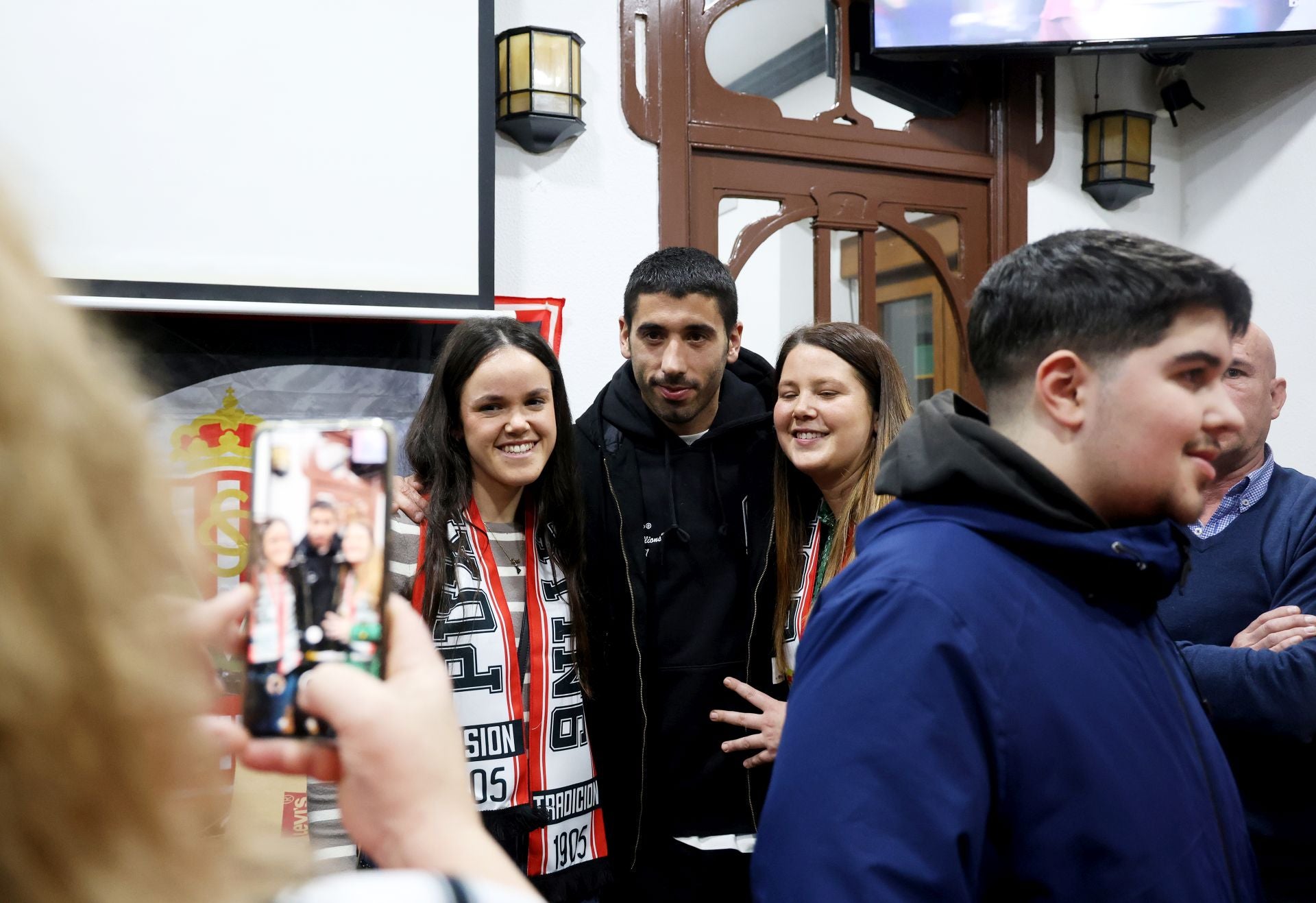 El día que Cornellana vio nacer a su peña sportinguista