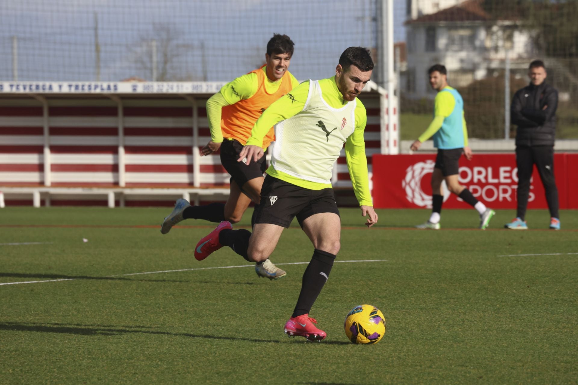 Entrenamiento del Sporting de Gijón (23/01/2025)