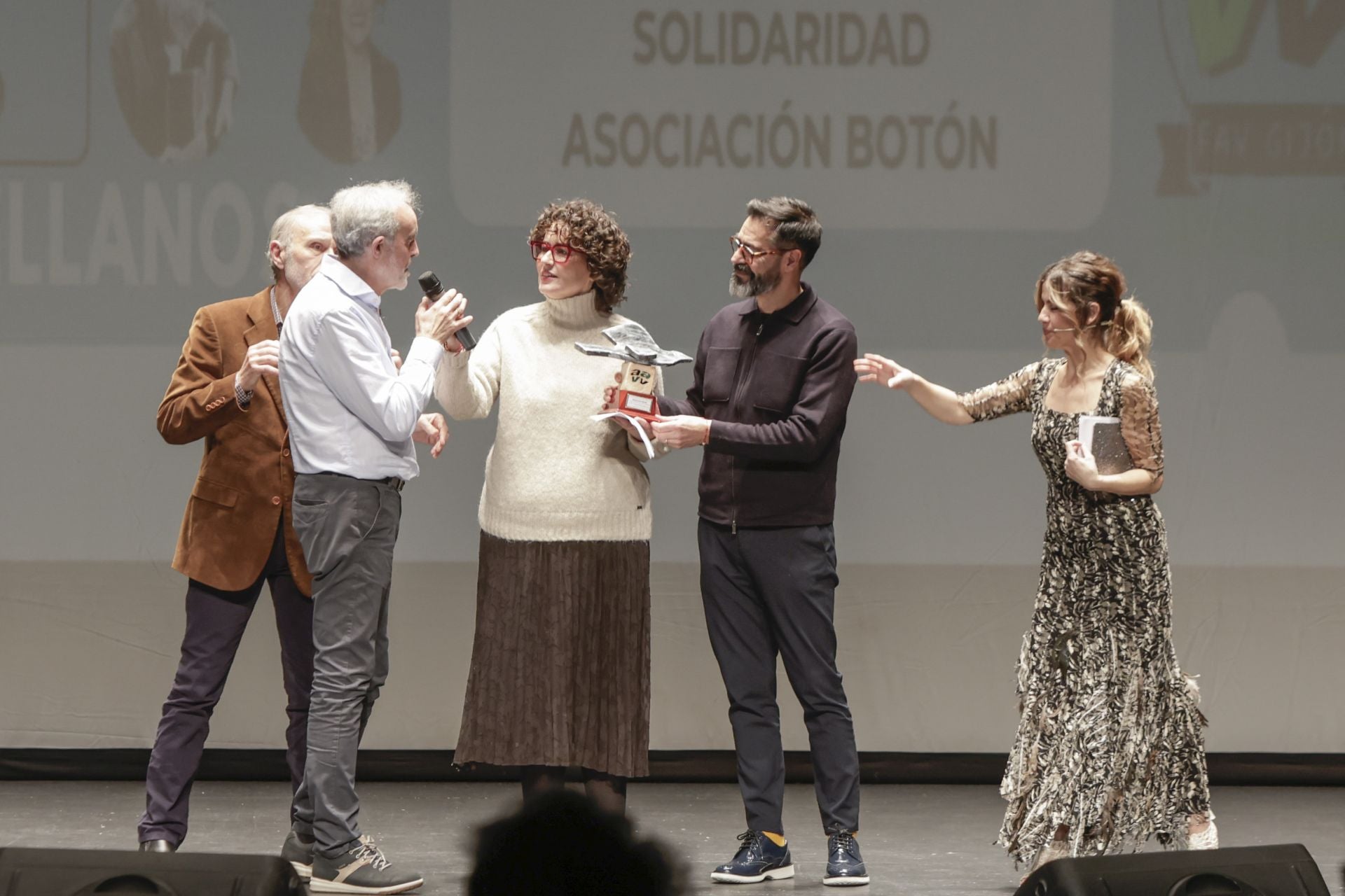 La FAV entrega el premio Solidaridad 2024