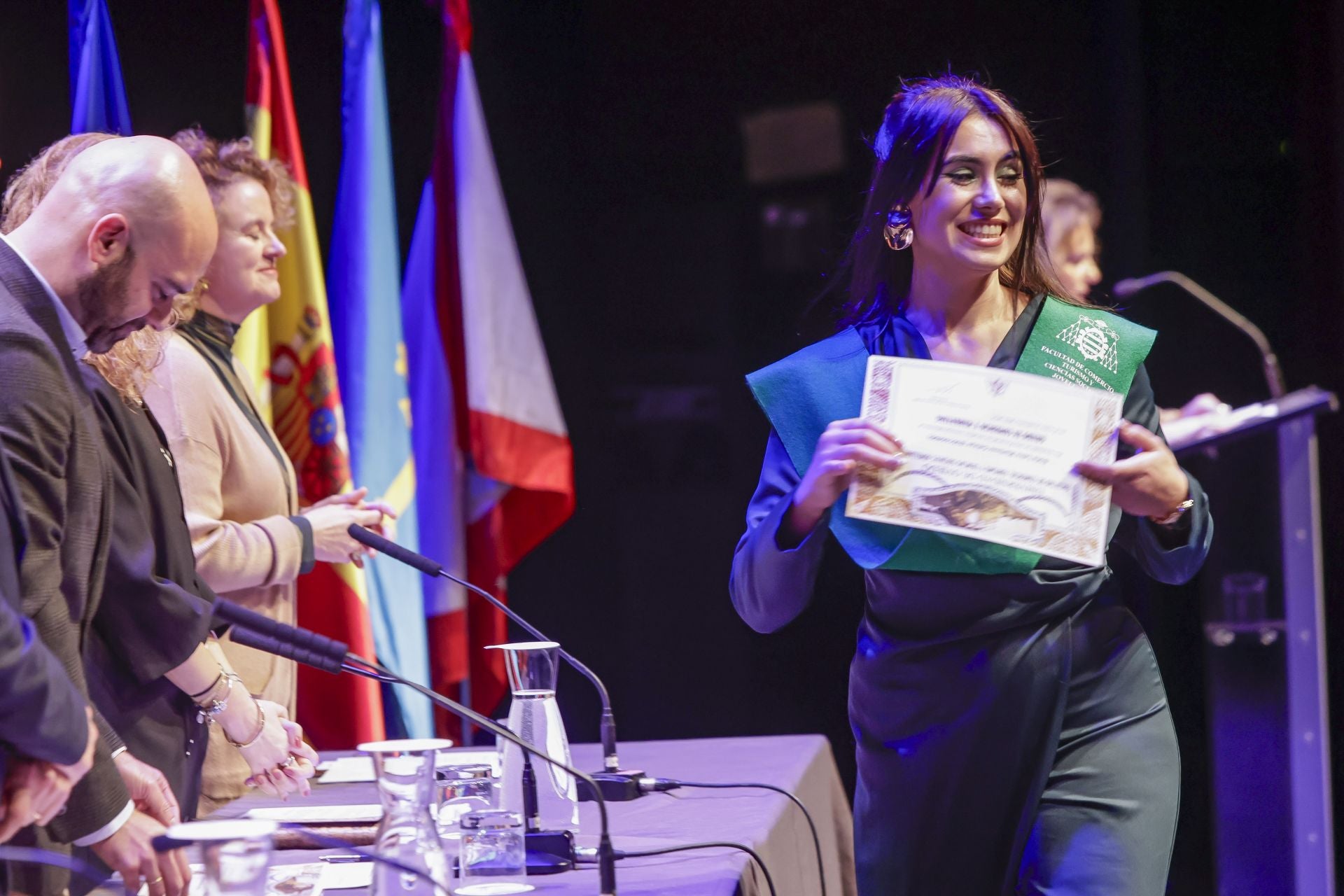 Acto de graduación de los alumnos de la Facultad de Comercio, Turismo y Ciencias Sociales Jovellanos