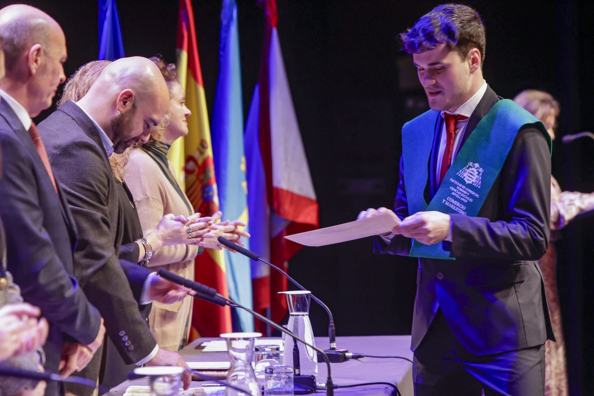 Acto de graduación de los alumnos de la Facultad de Comercio, Turismo y Ciencias Sociales Jovellanos