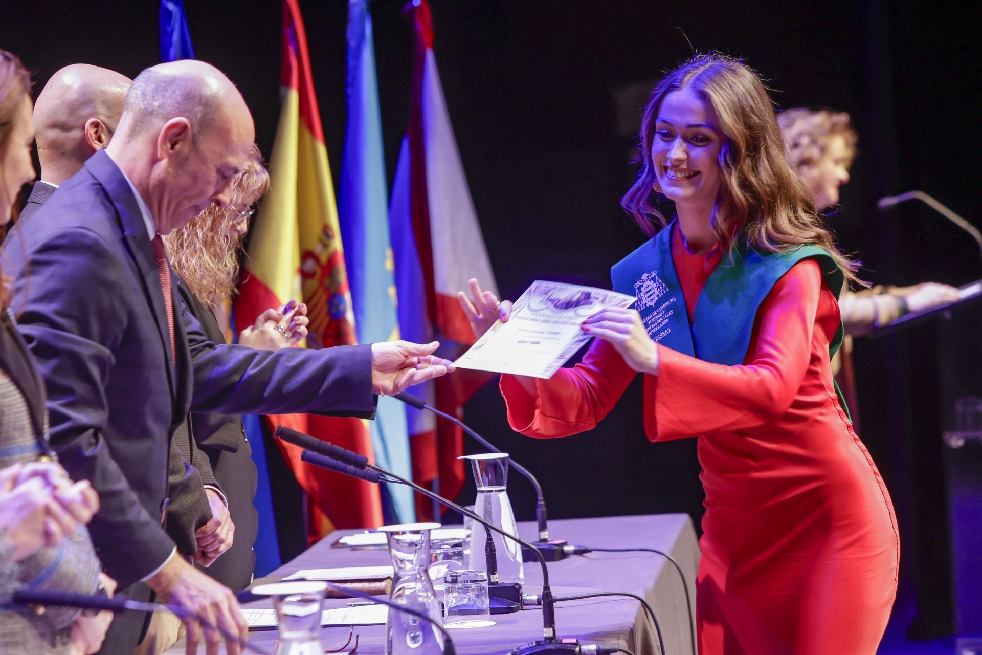 Acto de graduación de los alumnos de la Facultad de Comercio, Turismo y Ciencias Sociales Jovellanos