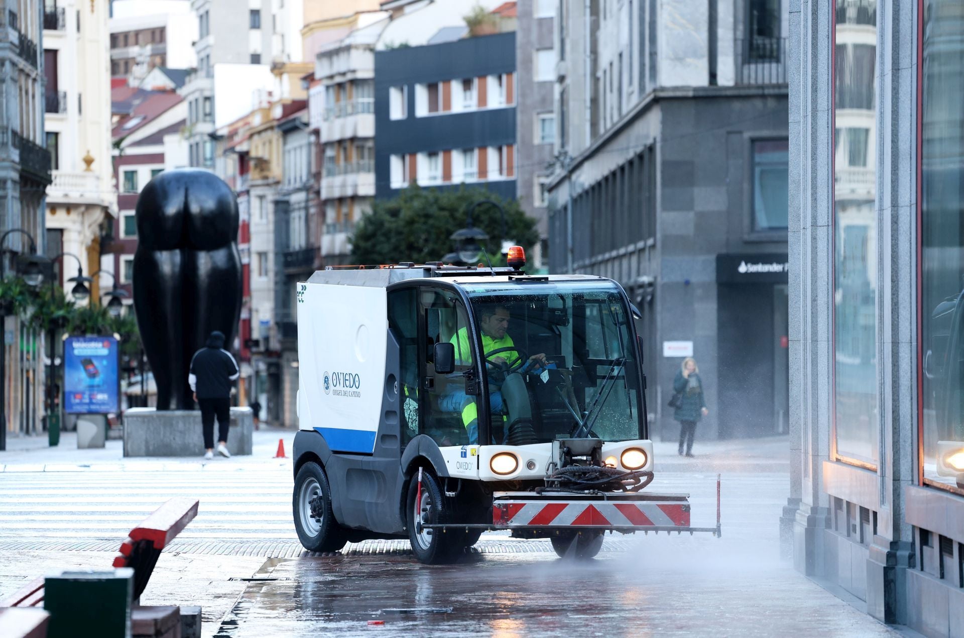 Lluvia y mucho viento en Asturias por la borrasca &#039;Herminia&#039;