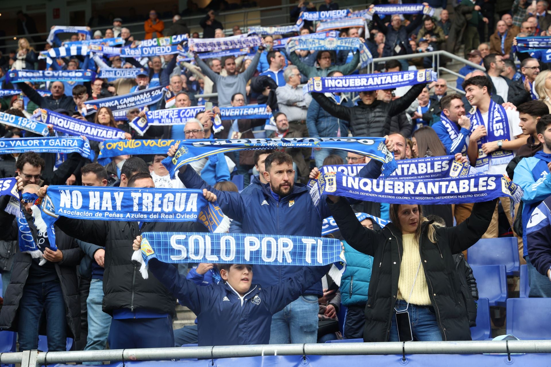 Fotos: ¿Estuviste en el Real Oviedo - Castellón? ¡Búscate!