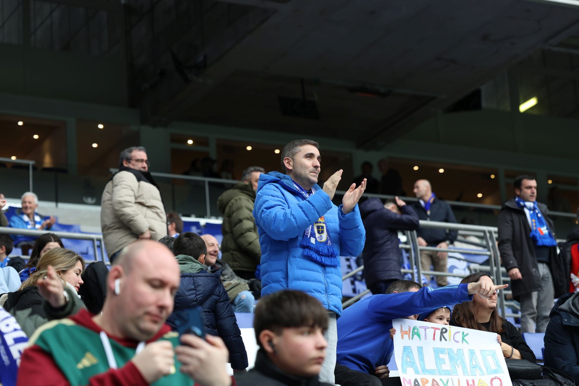 Fotos: ¿Estuviste en el Real Oviedo - Castellón? ¡Búscate!