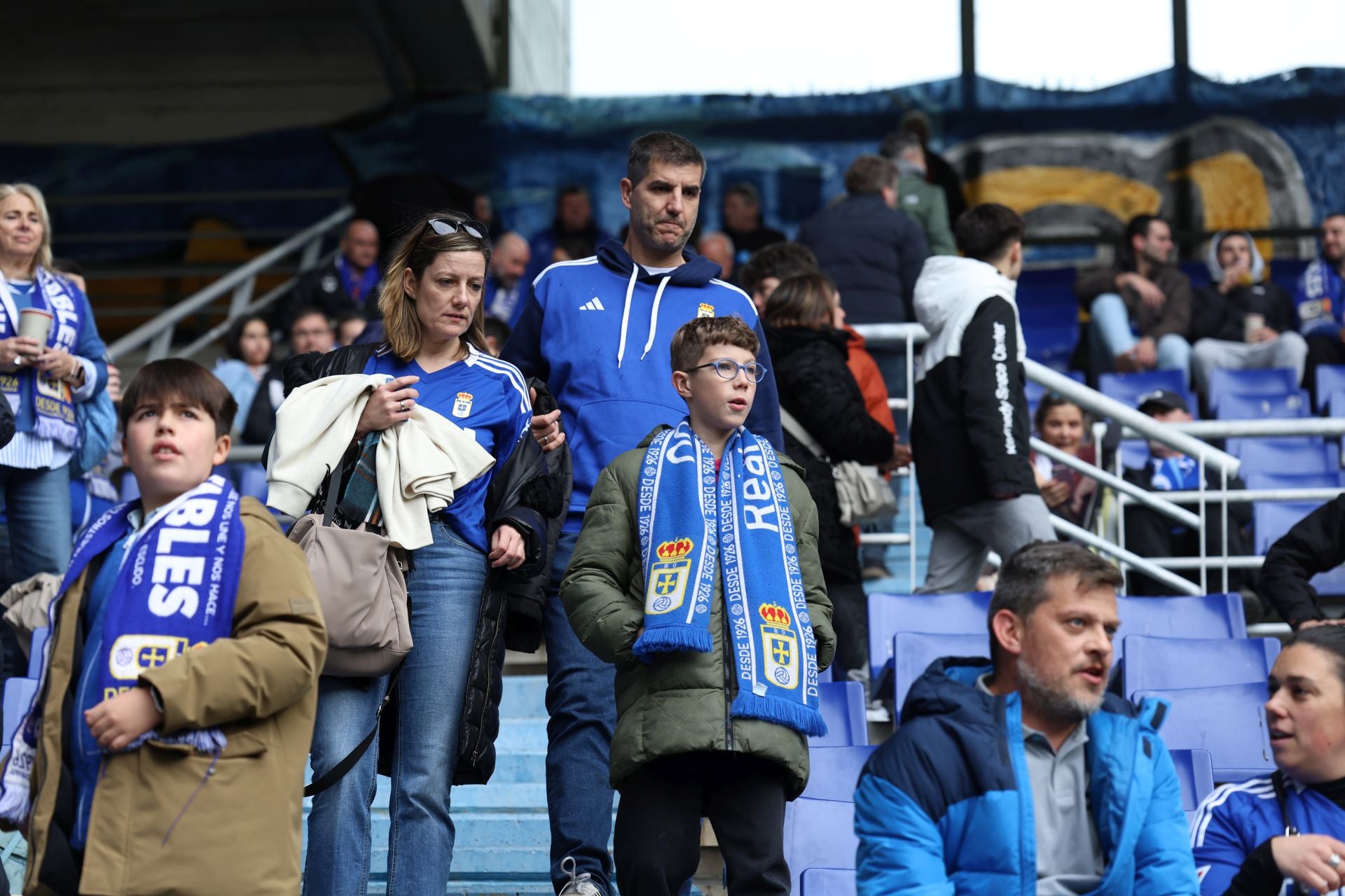 Fotos: ¿Estuviste en el Real Oviedo - Castellón? ¡Búscate!