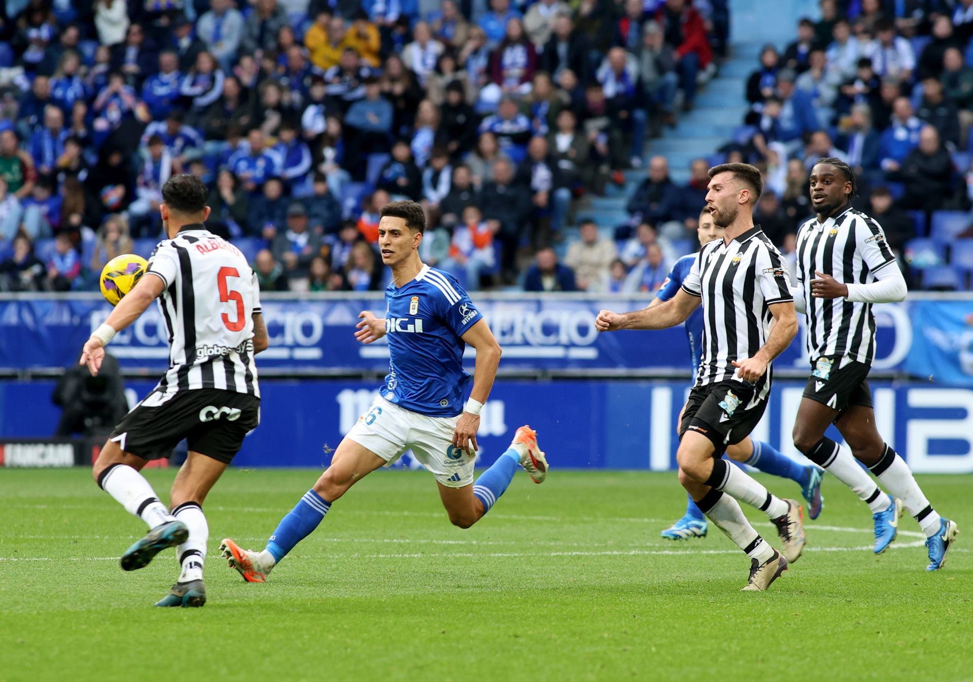 El Real Oviedo 1-0 Castellón, en imágenes