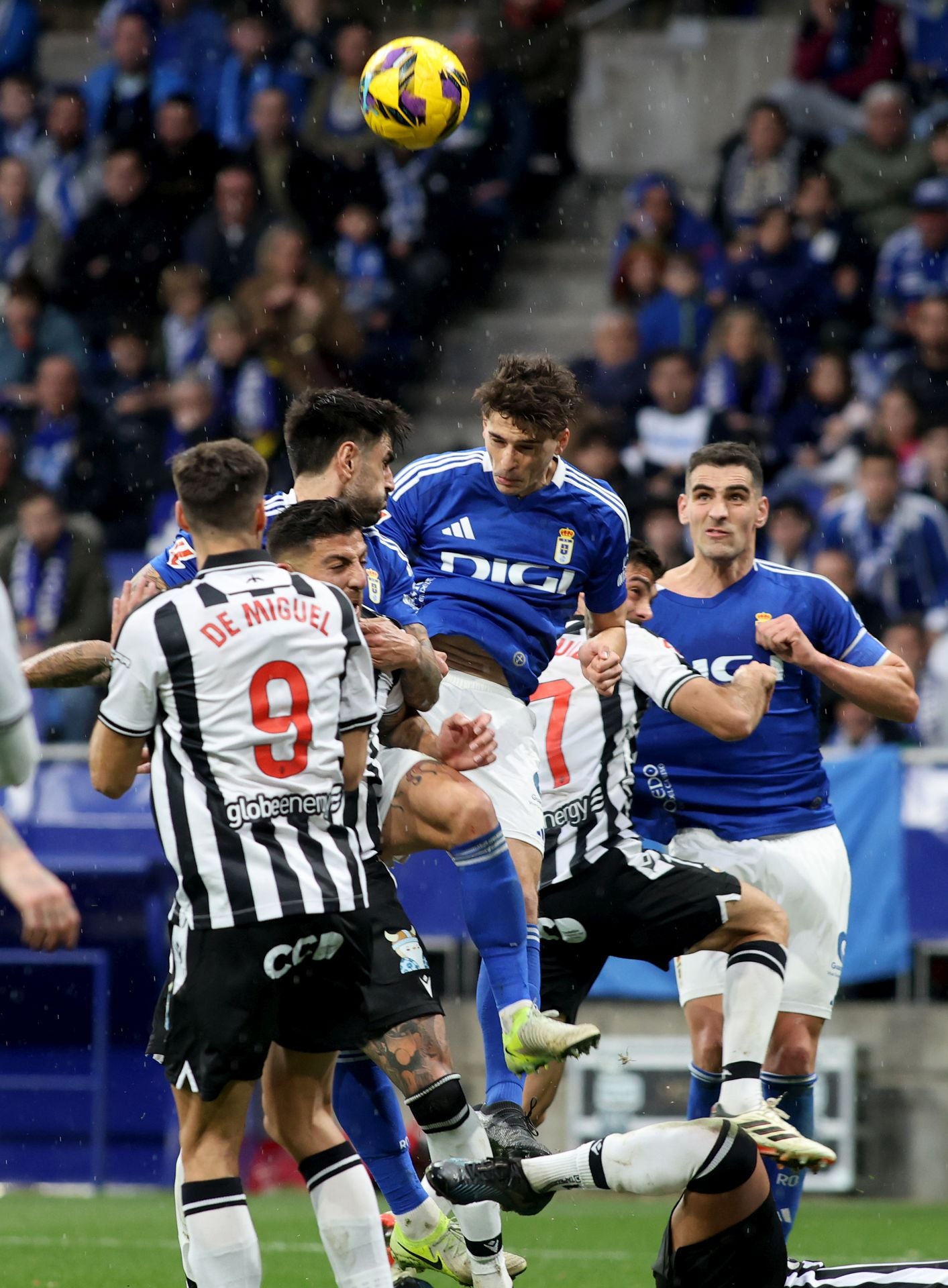 El Real Oviedo 1-0 Castellón, en imágenes