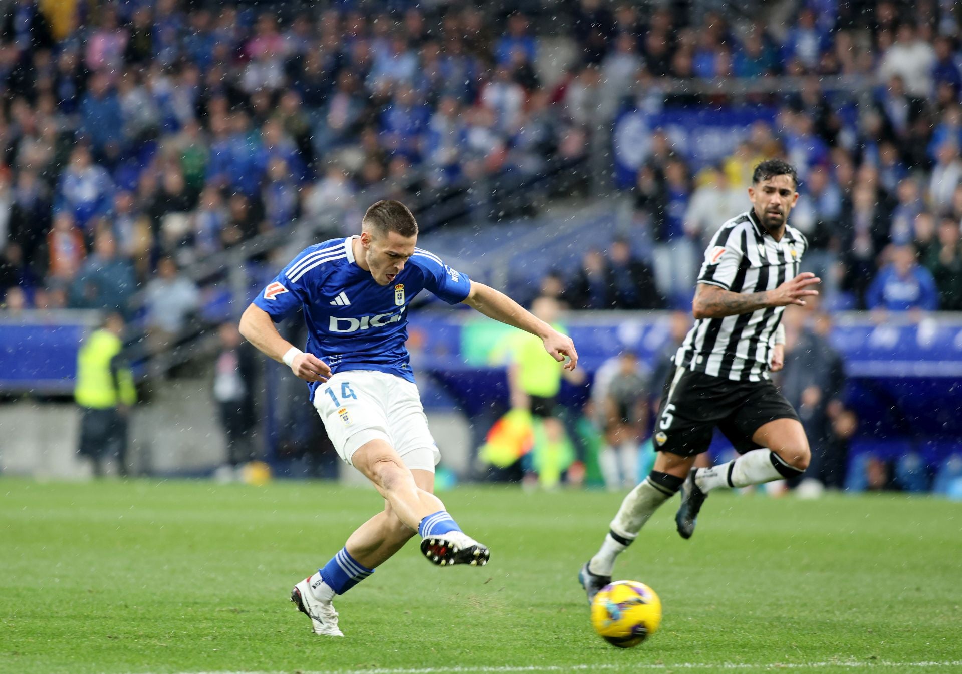 El Real Oviedo 1-0 Castellón, en imágenes