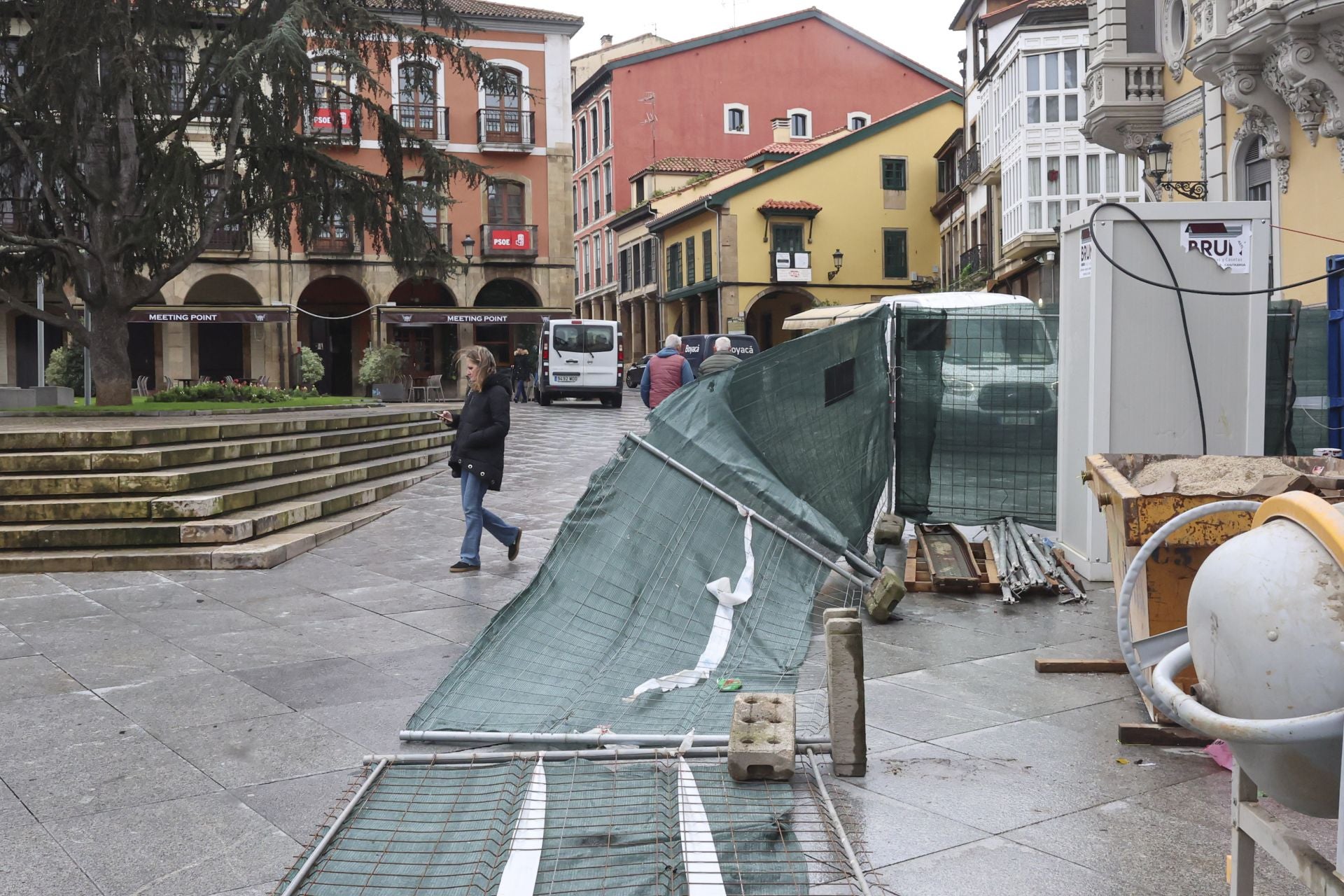 La borrasca &#039;Herminia&#039; golpea Asturias: los efectos del fuerte viento