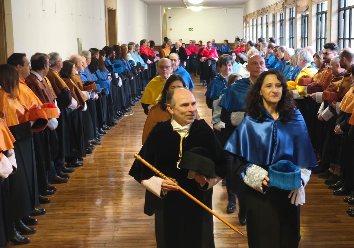 El rector de la Universidad de Oviedo, en el acto de Santo Tomás de Aquino.