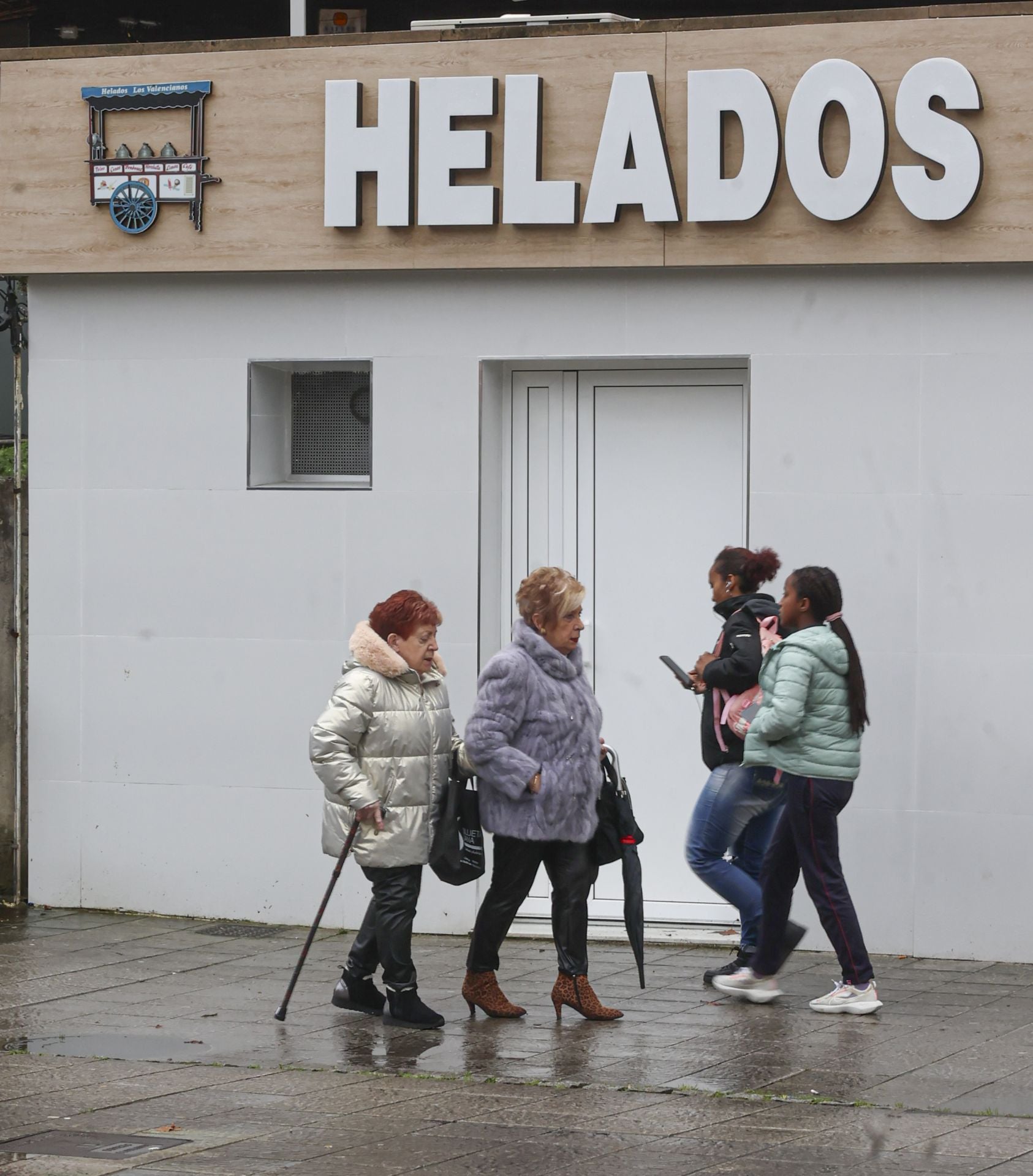 Nieve y mucho viento en Asturias por los últimos coletazos de &#039;Herminia&#039;