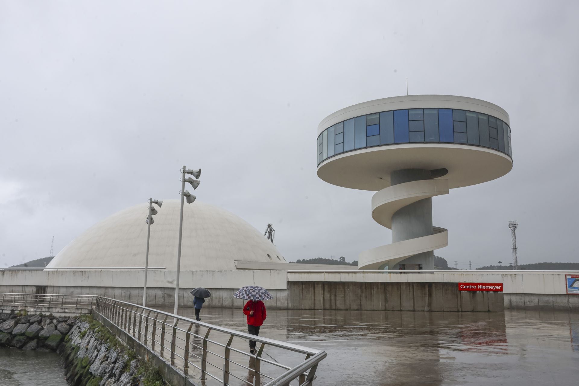 Nieve y mucho viento en Asturias por los últimos coletazos de &#039;Herminia&#039;