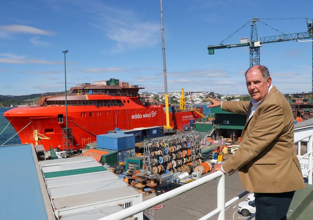 Álvaro Platero, en las instalaciones del astillero.