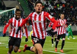 Nico Serrano, en un partido con el Athletic.