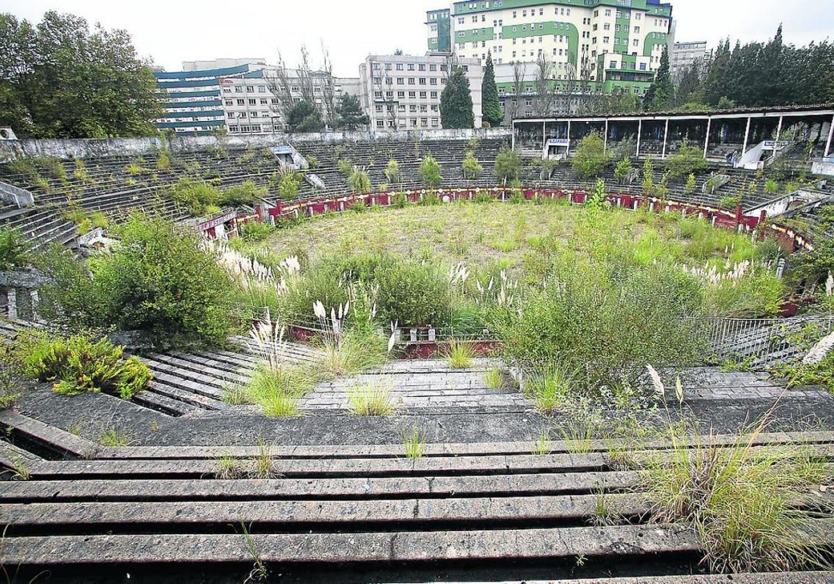 La plaza de toros de Buenavista, en estado ruinoso y a la espera del proyecto de reforma.