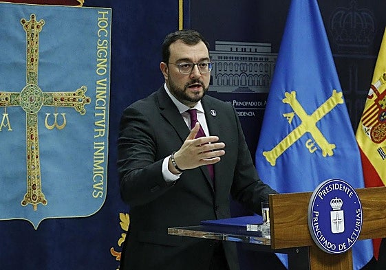El presidente del Principado, Adrián Barbón, este jueves.