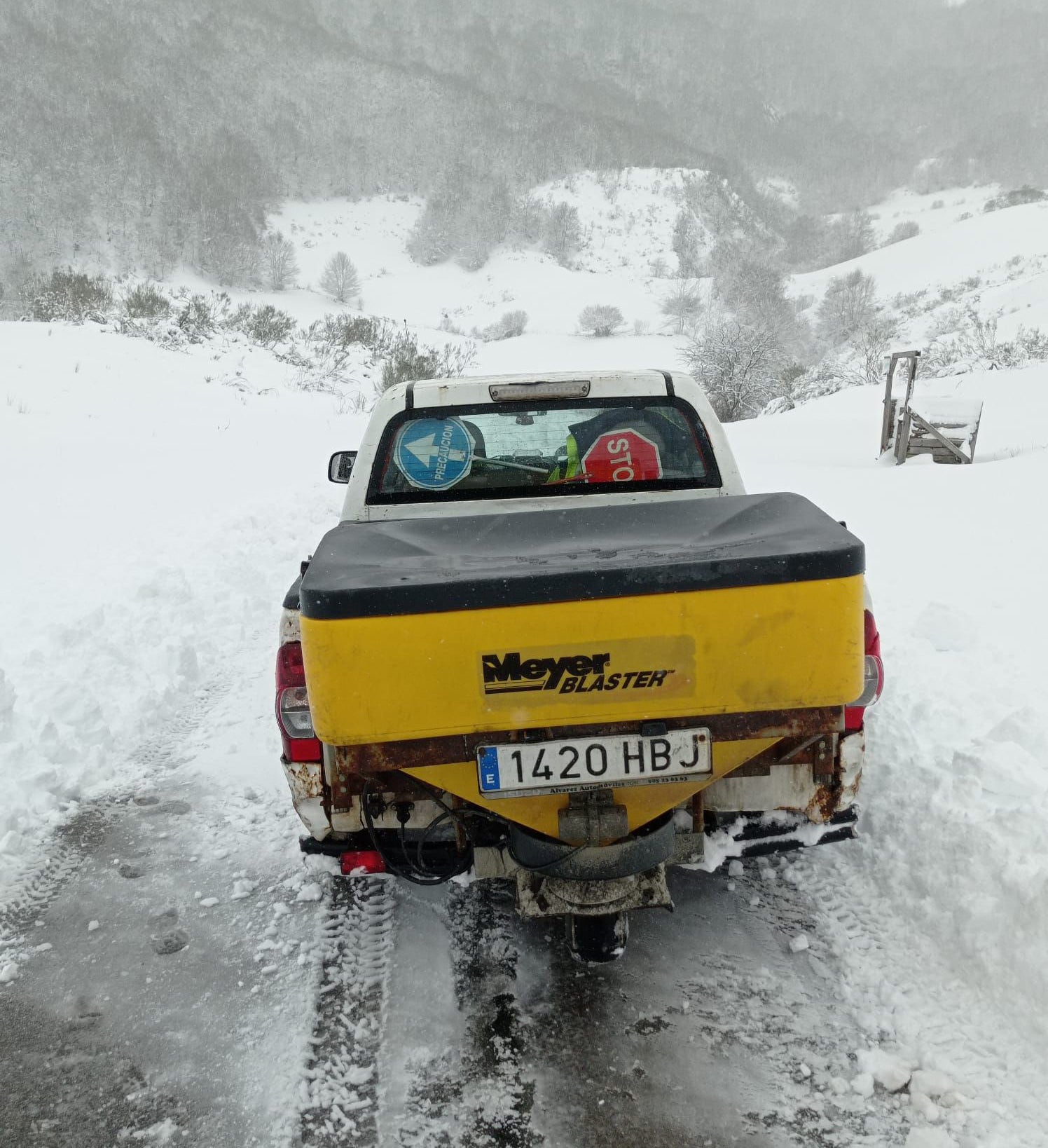 Nieve, mucho viento y fuerte oleaje en Asturias por cupla de &#039;Ivo&#039;