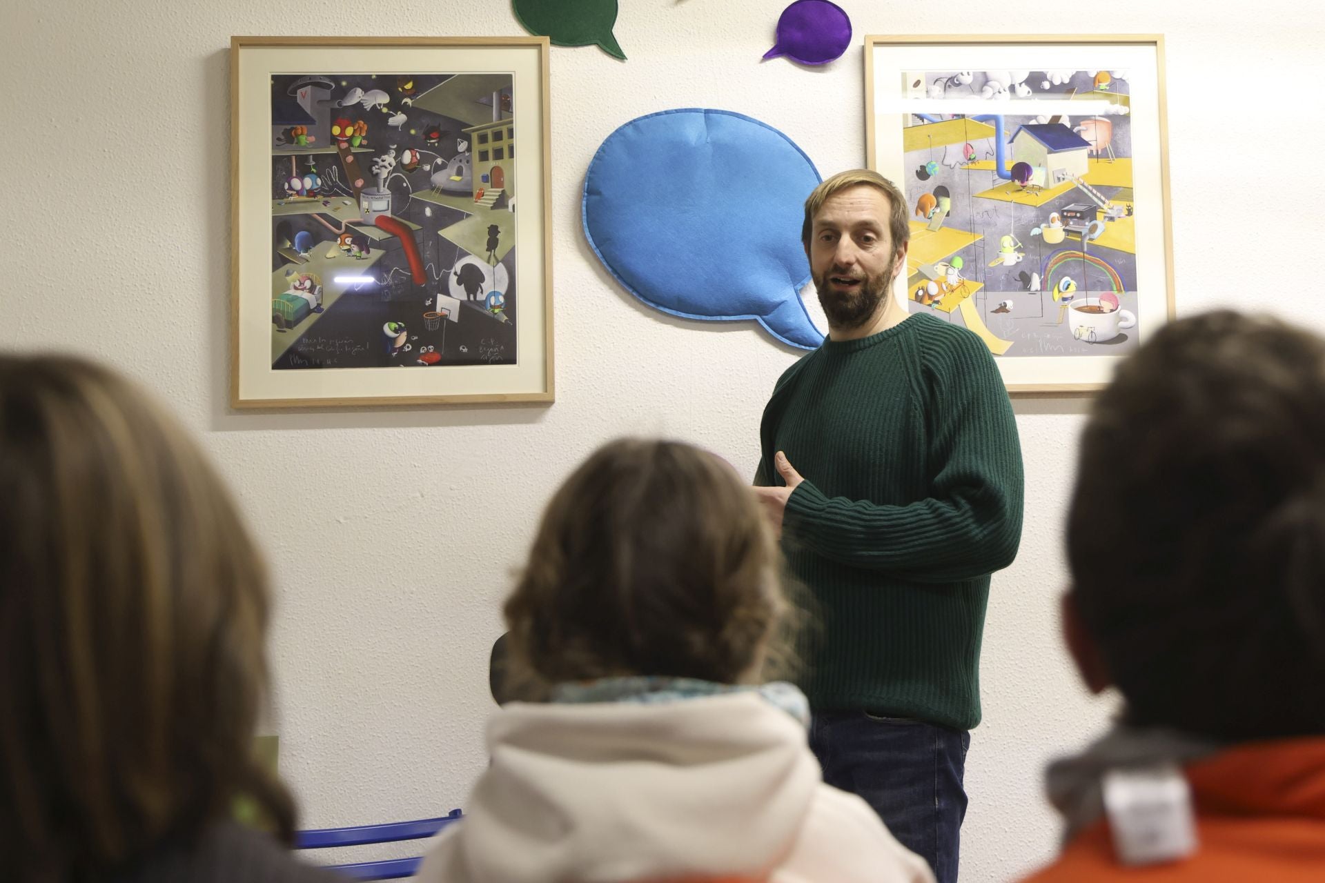 En imágenes: así celebraron los escolares de Gijón el día de la paz