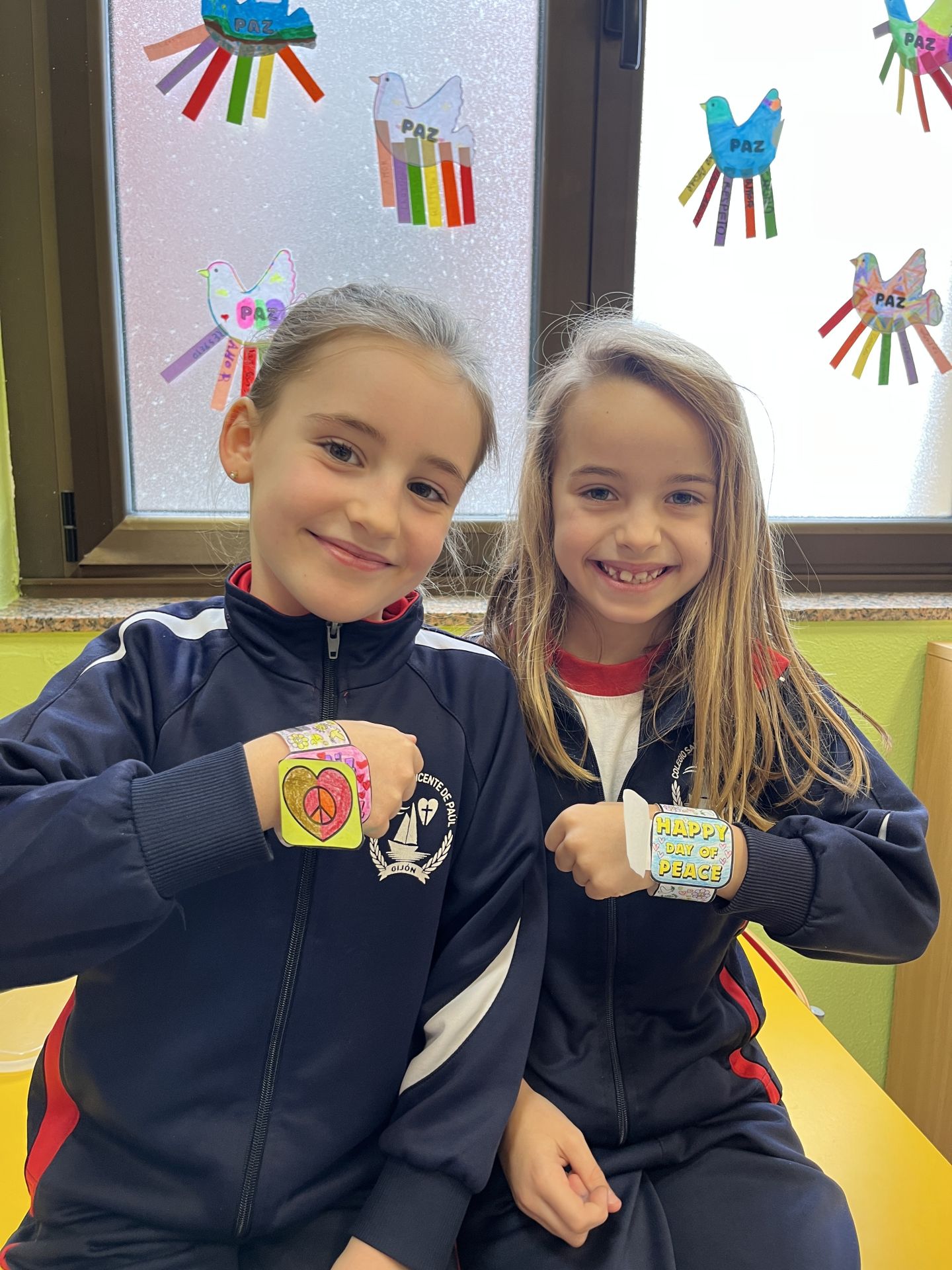 En imágenes: así celebraron los escolares de Gijón el día de la paz