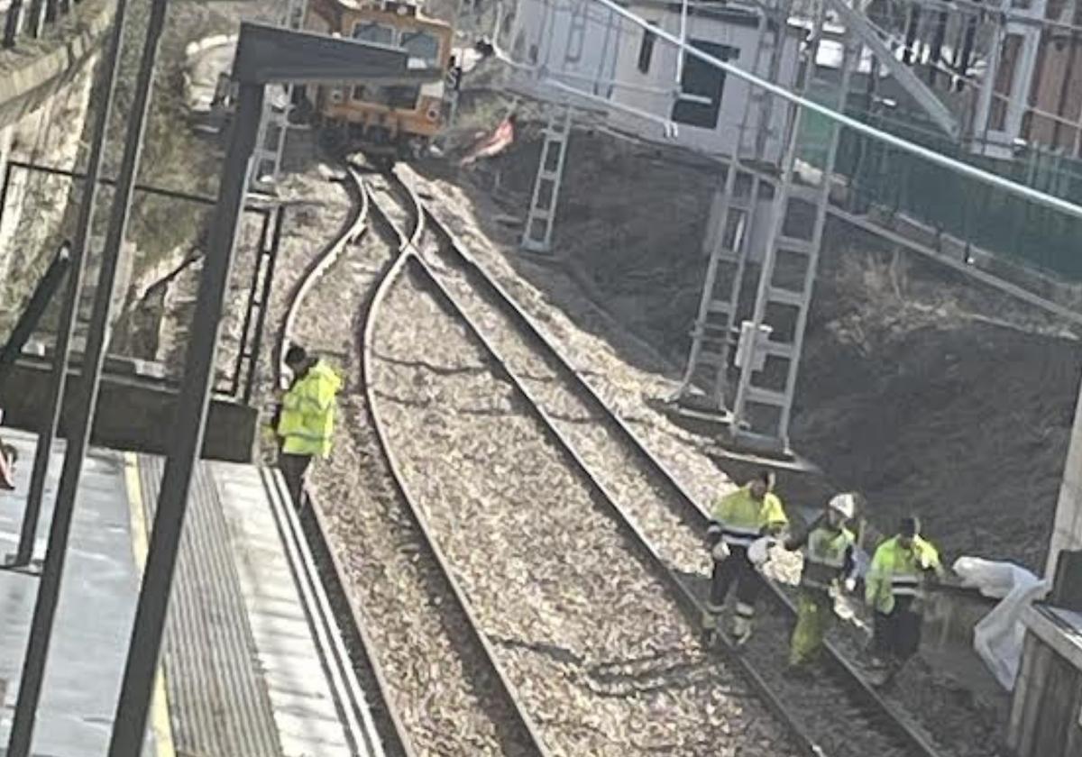 La zona de la estación langreana de Los Llerones, donde se desarrollan parte de los trabajos.