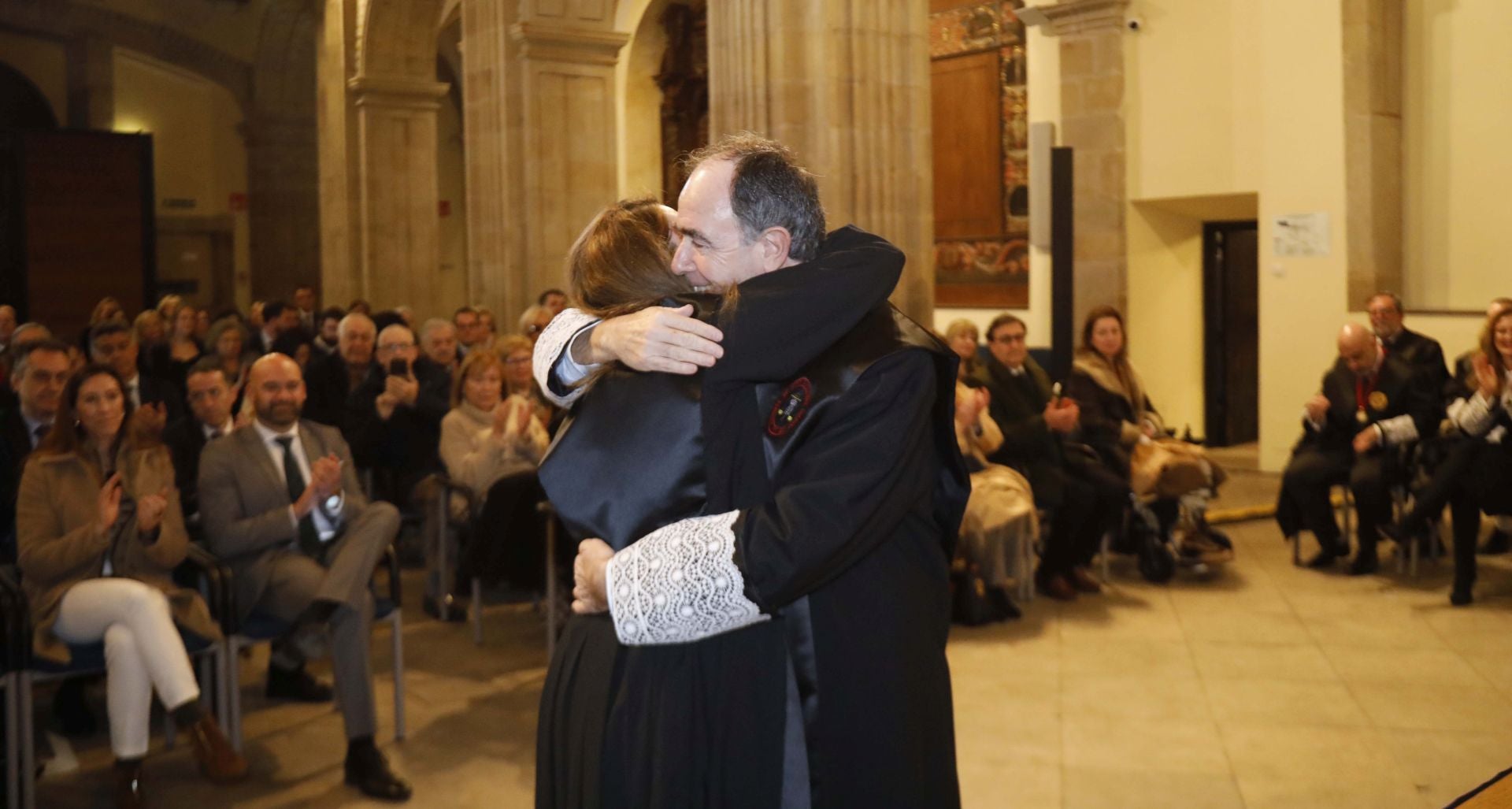 Gijón celebra la toma de posesión de Benigno Villarejo como decano del Colegio de la Abogacía