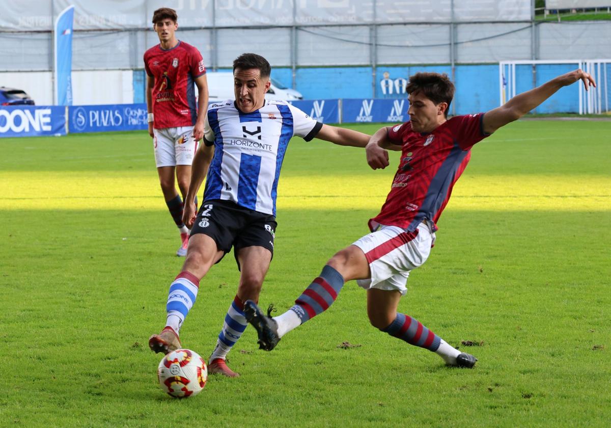 Soler, en un partido del Real Avilés en el Suárez Puerta.