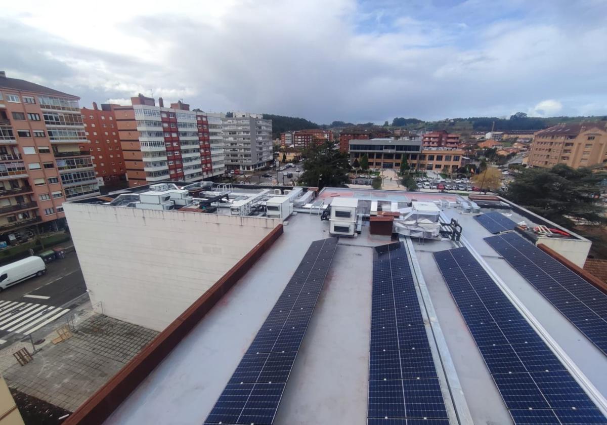 La nueva cubierta del Valey, con la instalación de paneles solares.