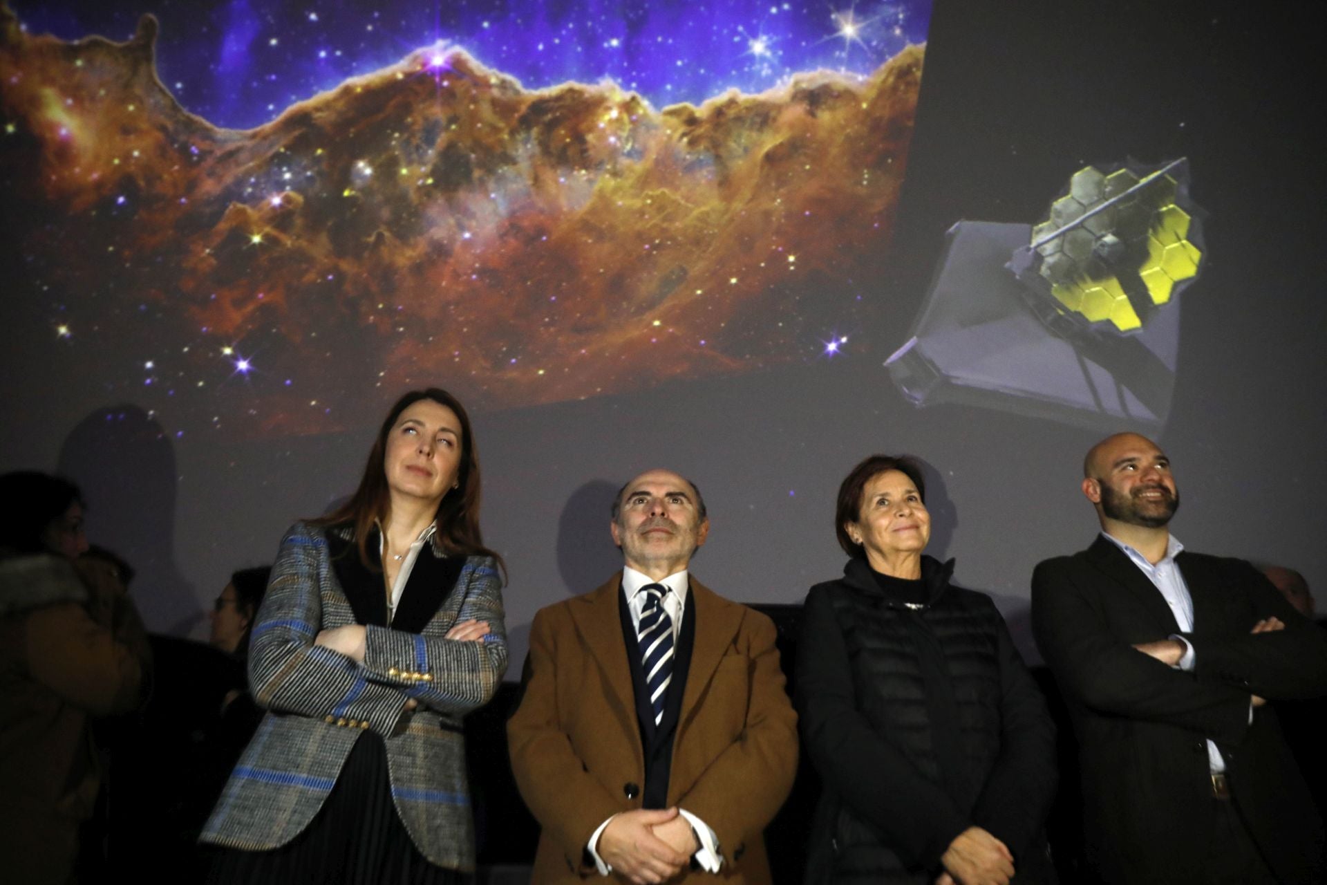 El espacio al detalle: lo que ofrece el planetario de Gijón