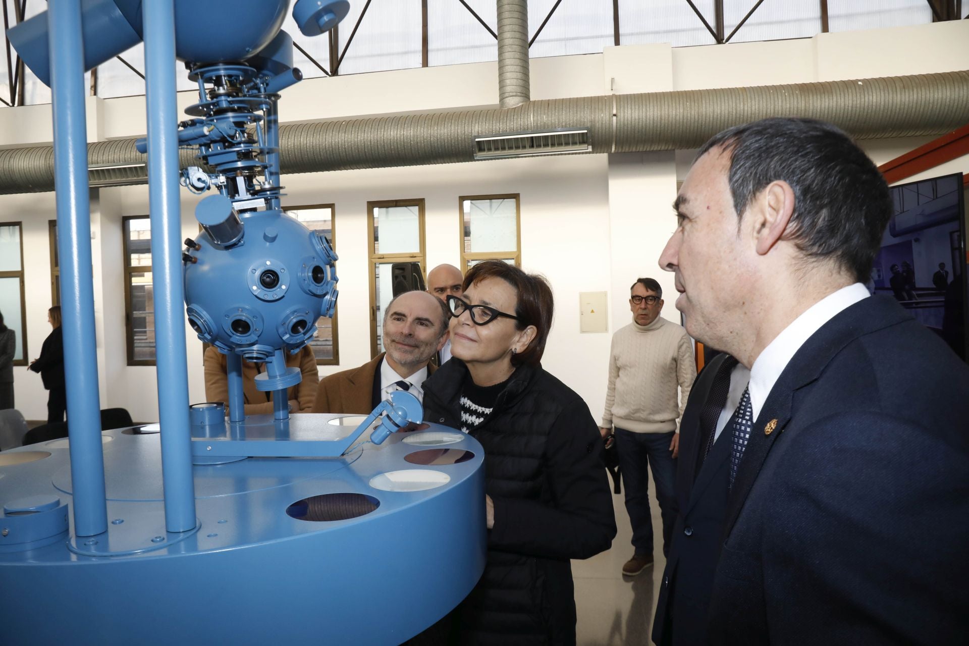 El espacio al detalle: lo que ofrece el planetario de Gijón