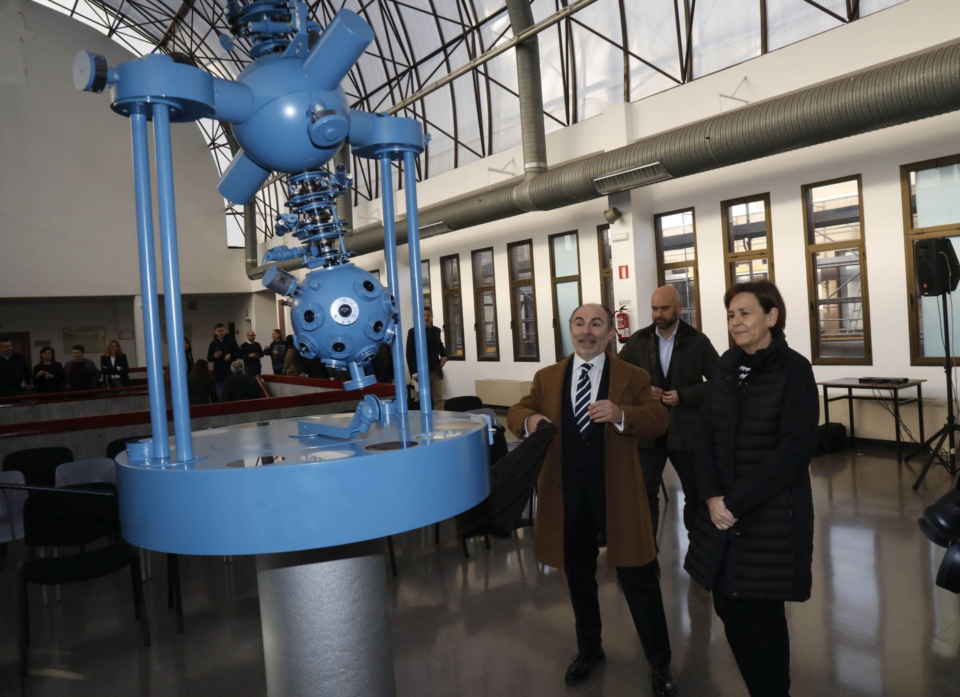 El espacio al detalle: lo que ofrece el planetario de Gijón