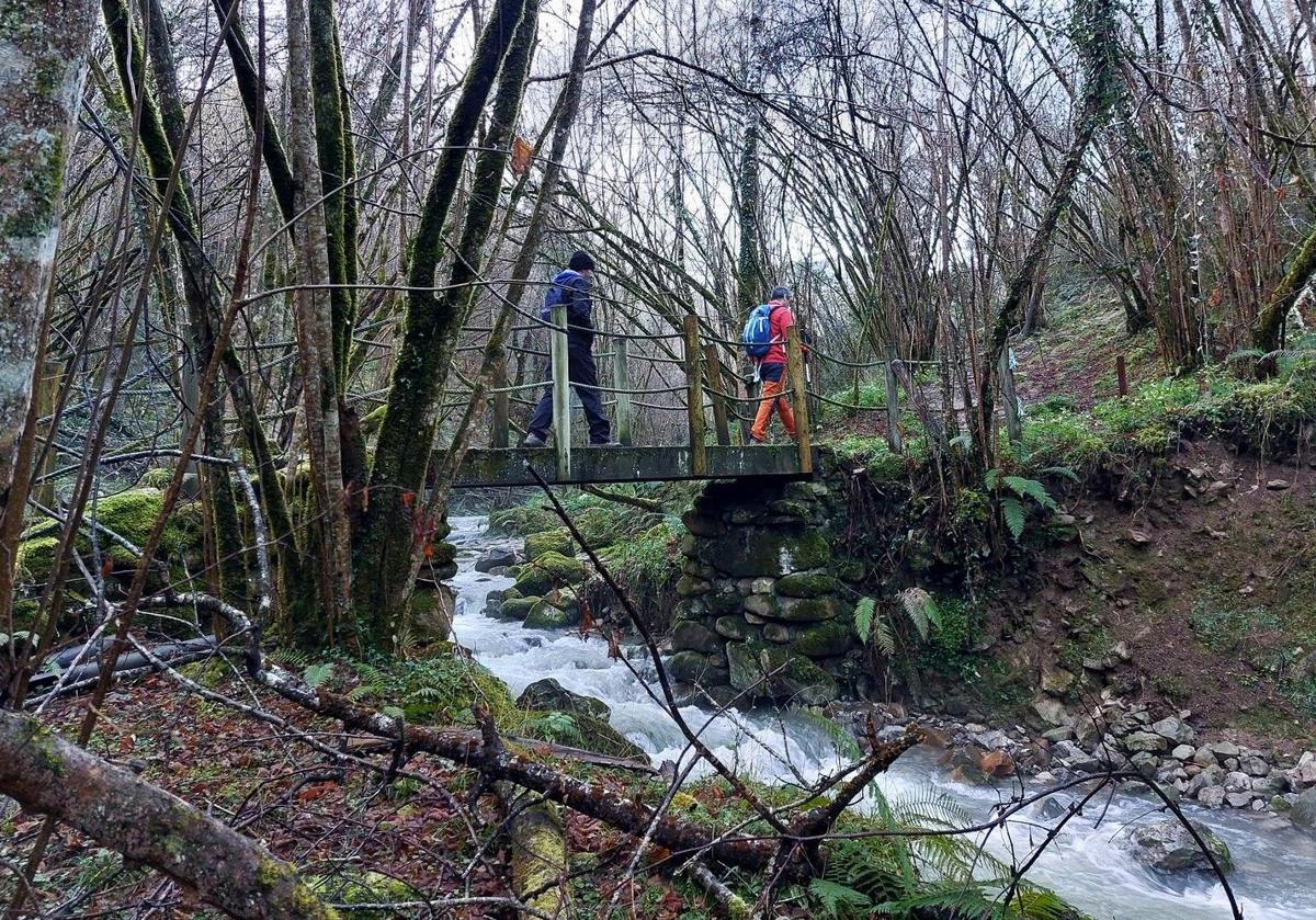 Imagen secundaria 1 - Una ruta por el Beyu Pen y el «caminín» de la Reina