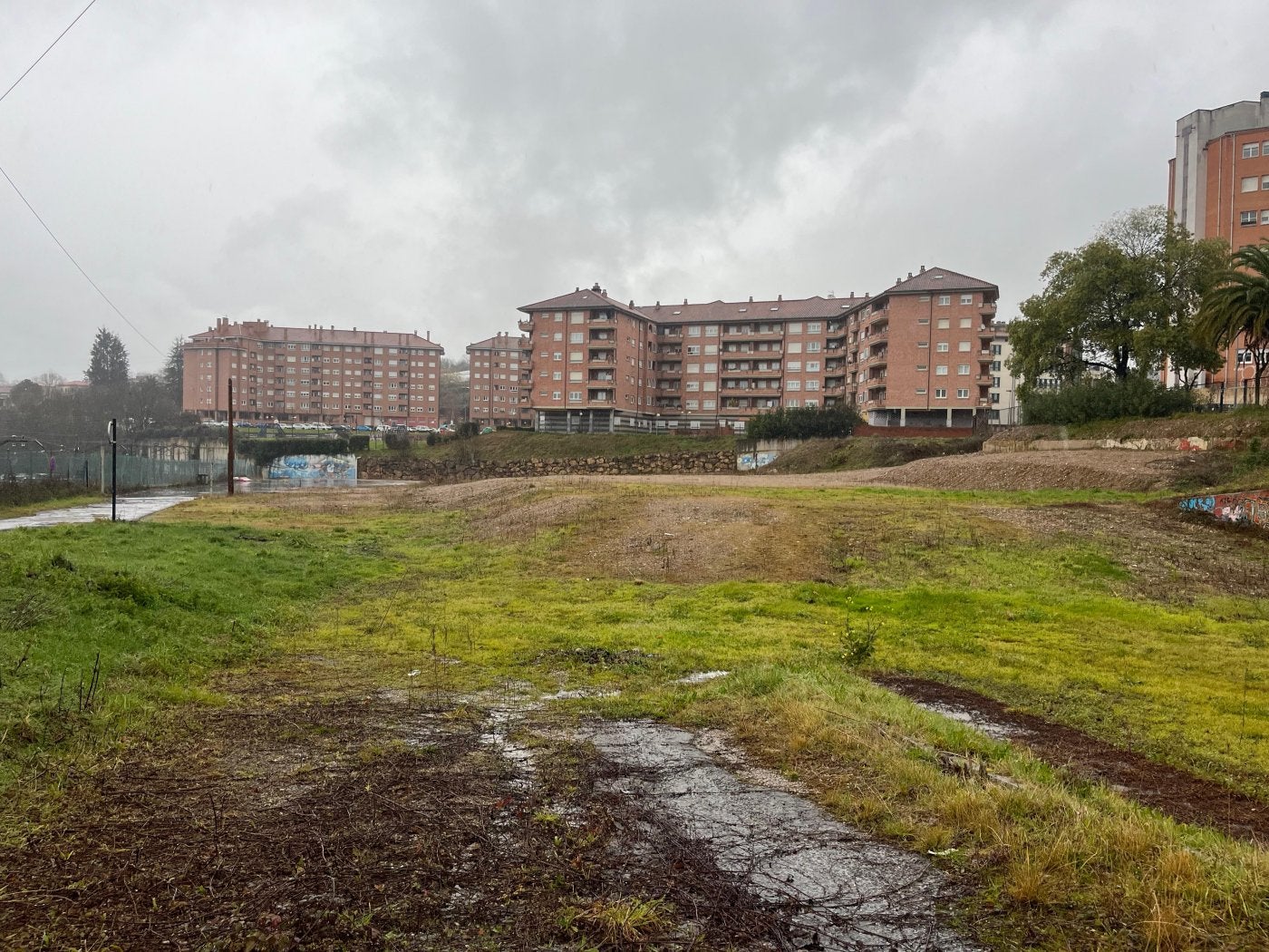 Parcela que ante ocupaba el antiguo matadero, en Pola de Siero.