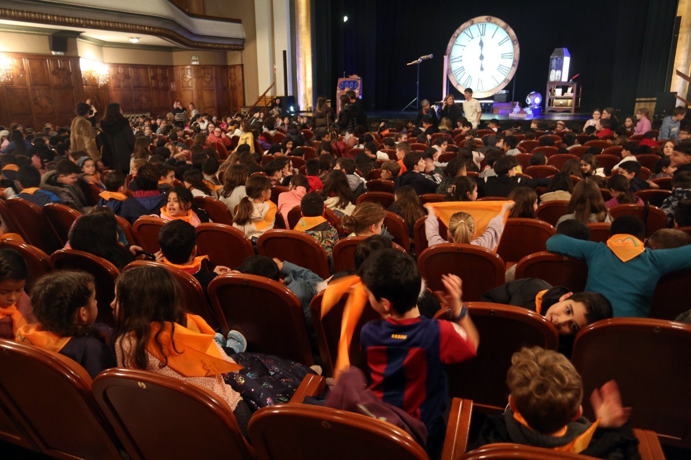 Los escolares, en el Teatro Filarmónica.