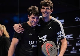 Los padelista Agustín Tapia y Arturo Coello, durante el Premier Padel de 2024.