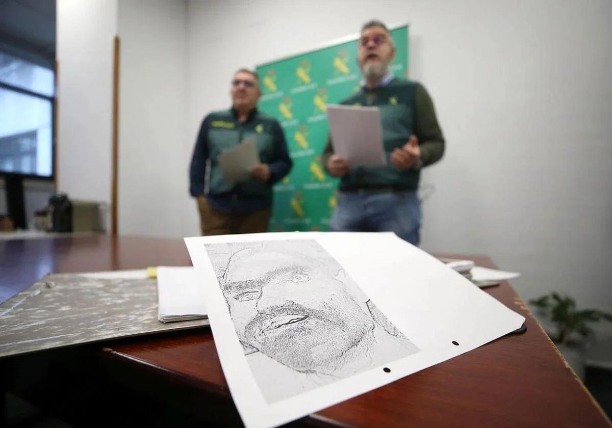 El cabo primero Javier y el sargento primero Miguel, de la Unidad Orgánica de la Policía Judicial de la Guardia Civil de Asturias.