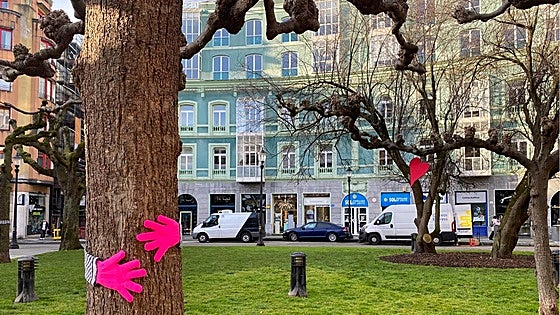 San Valentín se muda a la Plaza de San Miguel de Gijón