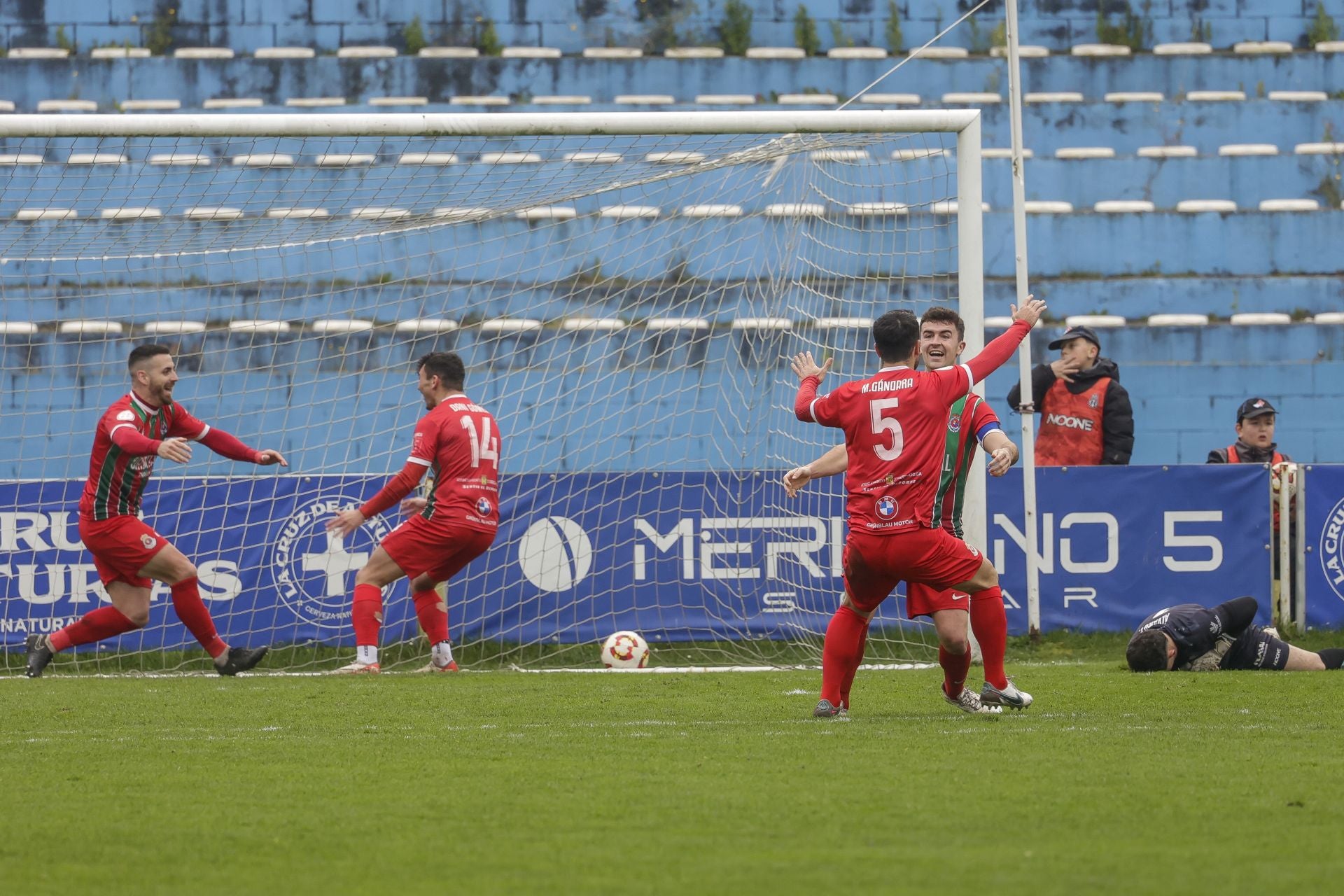 Las mejores imágenes del Real Avilés (2-2) Gimnástica