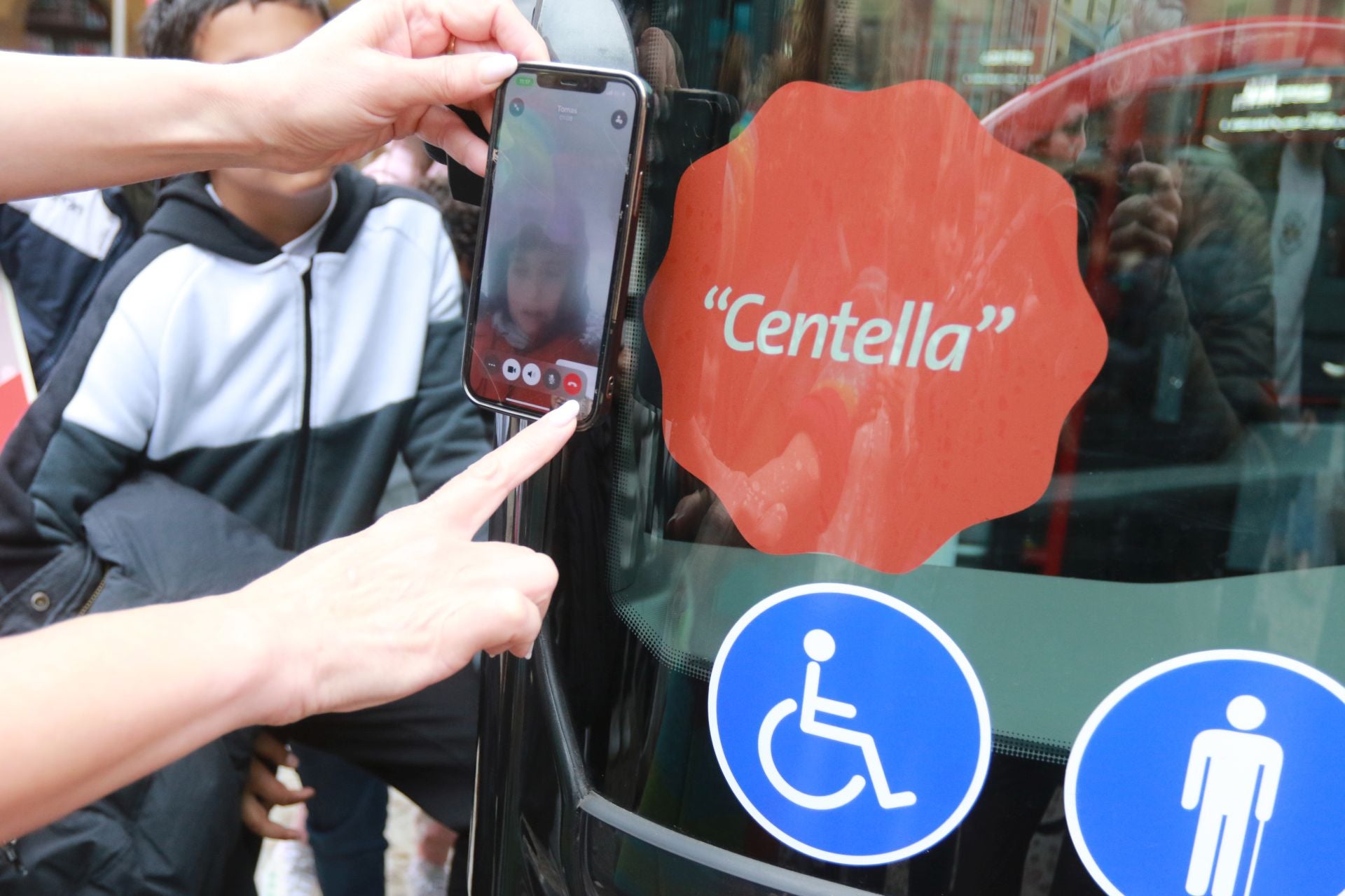 Gijón estrena autobuses: más seguros y eléctricos